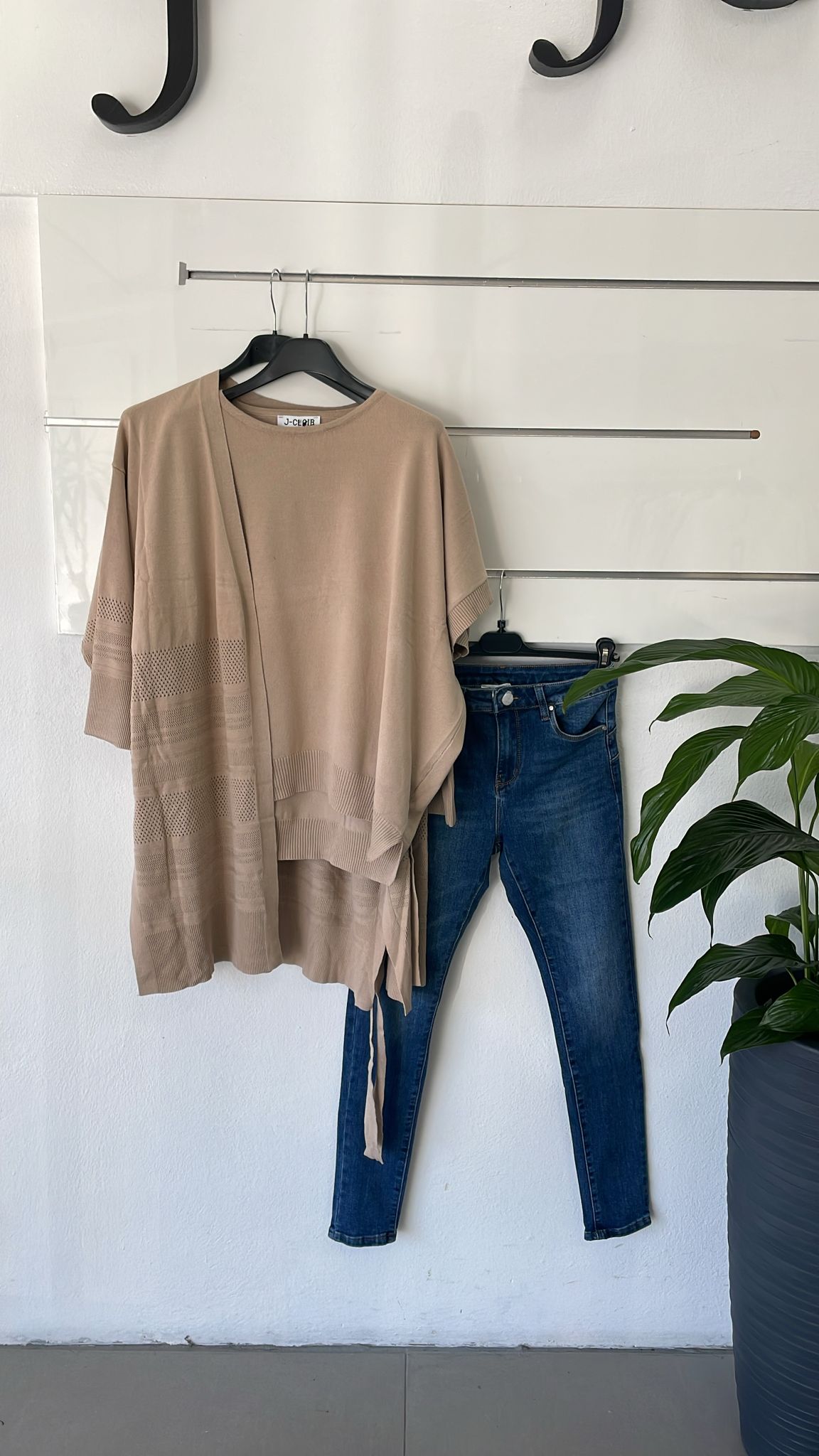 Joie Clair (J-Clair)