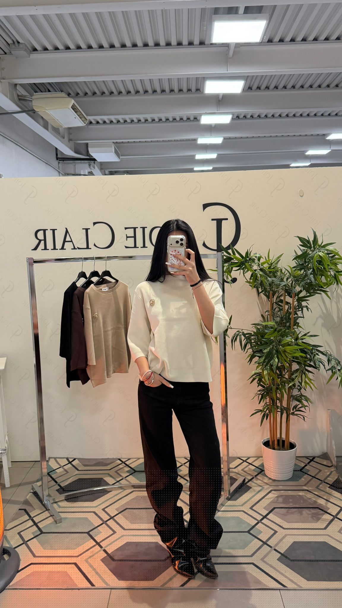 Фото Joie Clair (J-Clair)