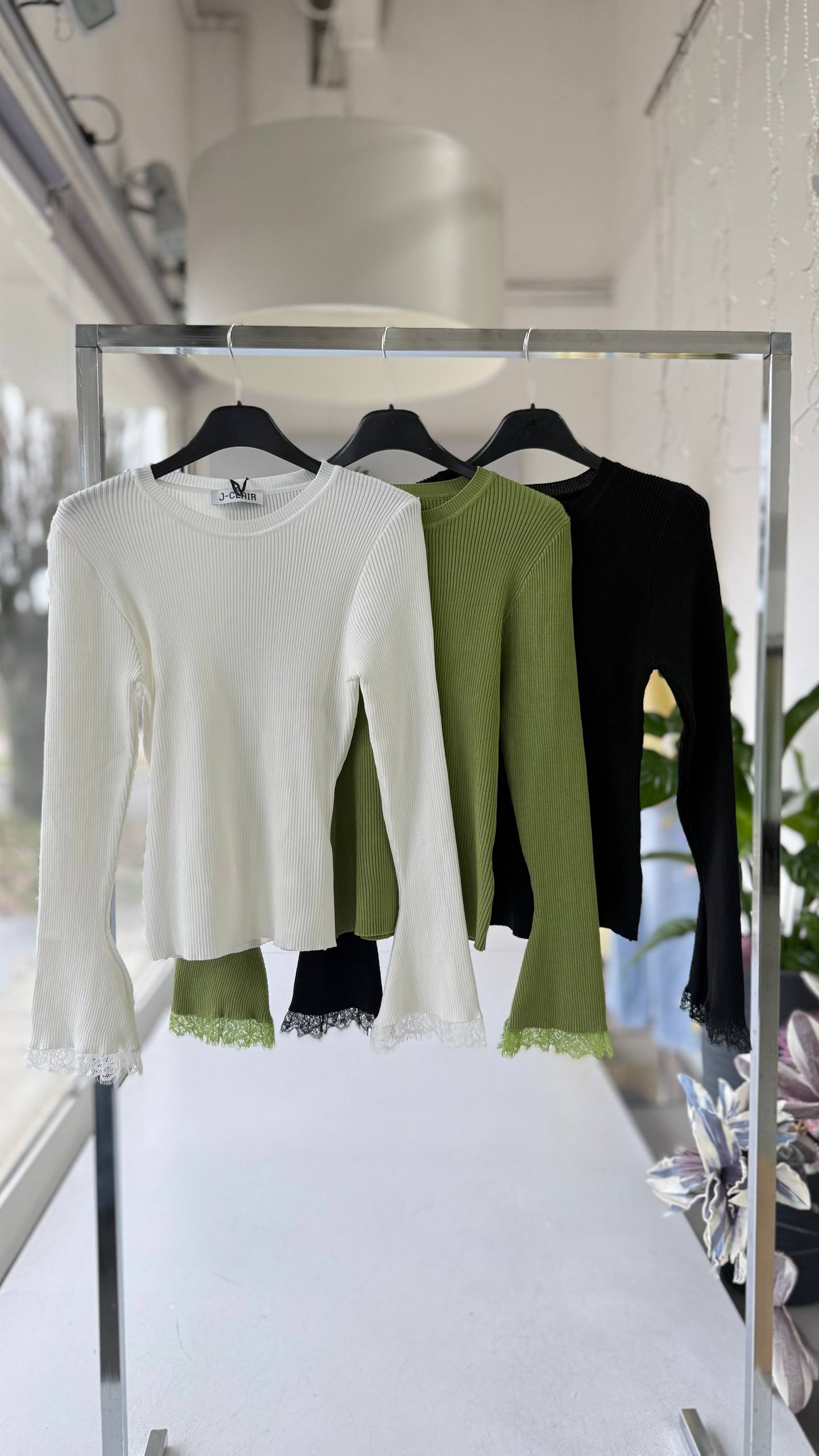 Фото Joie Clair (J-Clair)