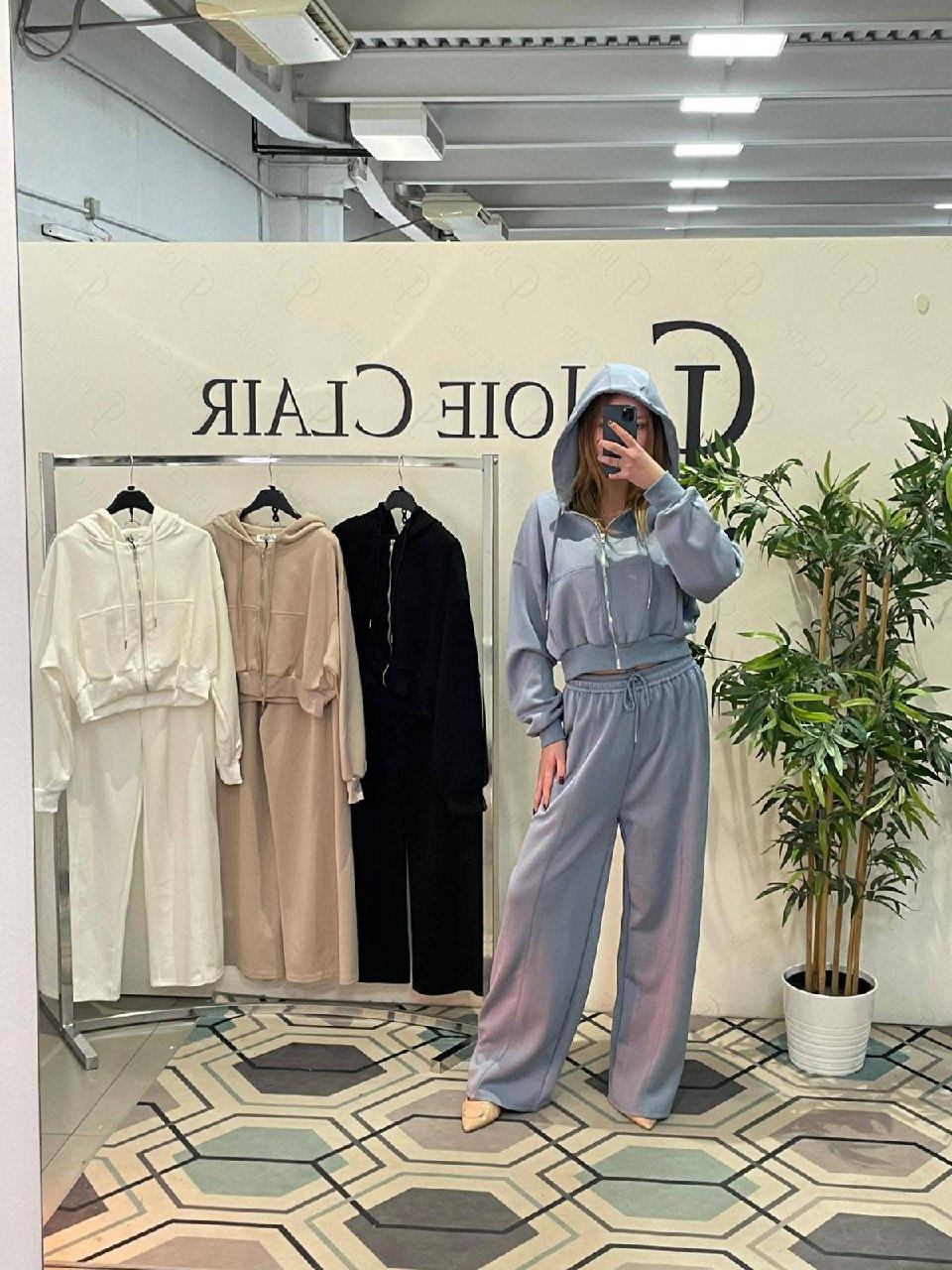 Фото Joie Clair (J-Clair)