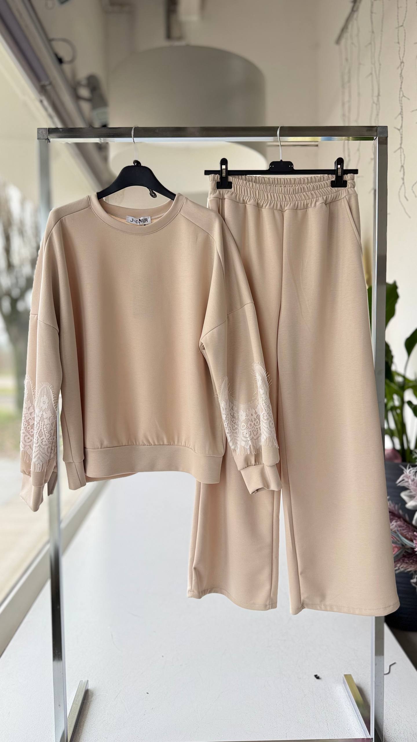 Фото Joie Clair (J-Clair)