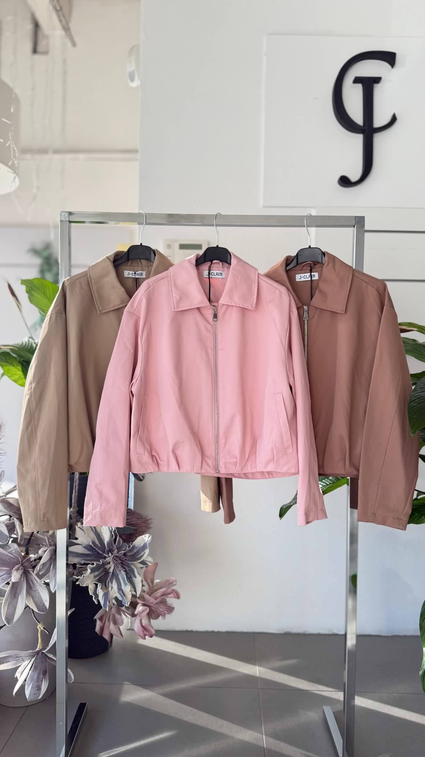 Фото Joie Clair (J-Clair)