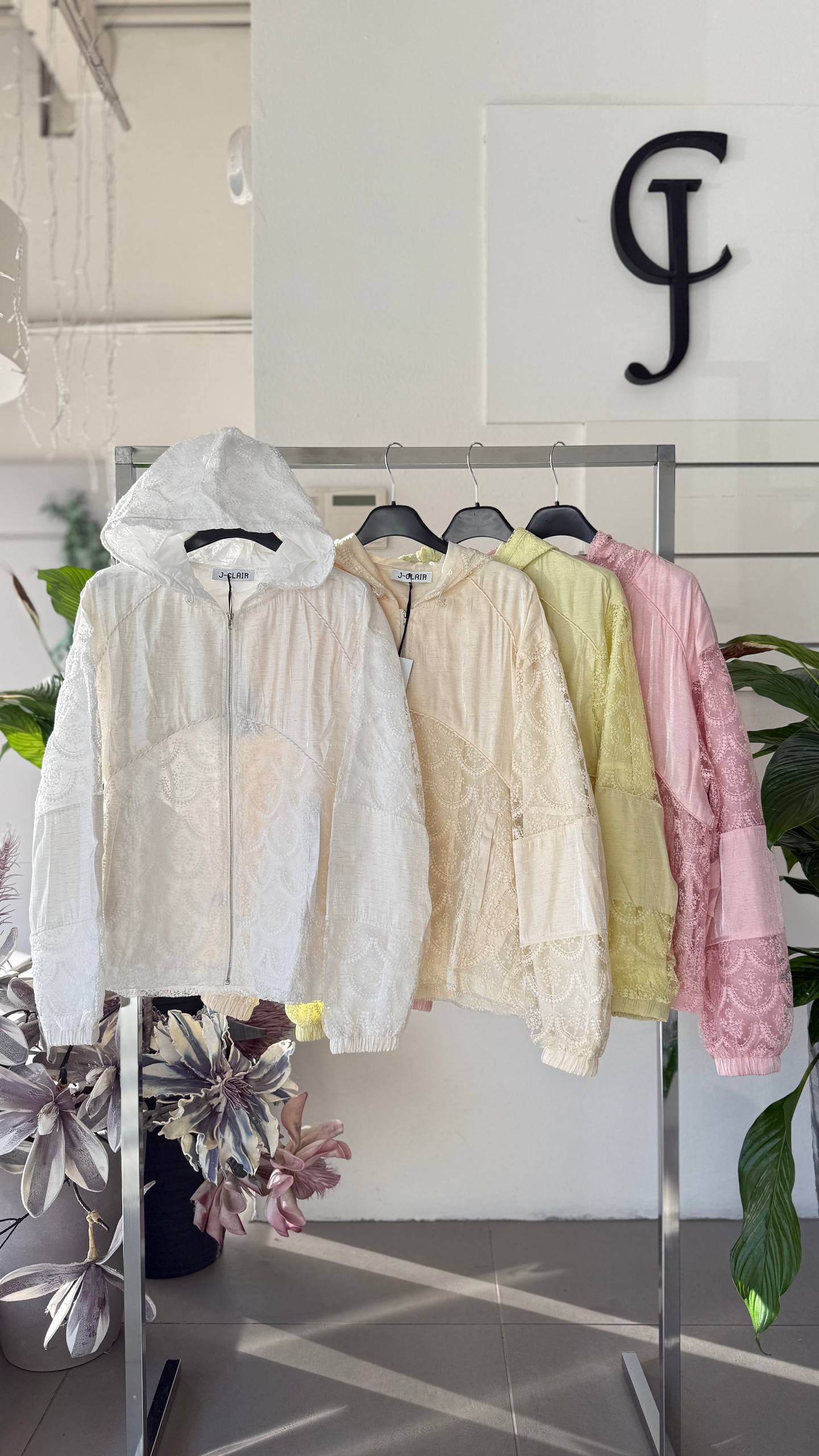 Фото Joie Clair (J-Clair)