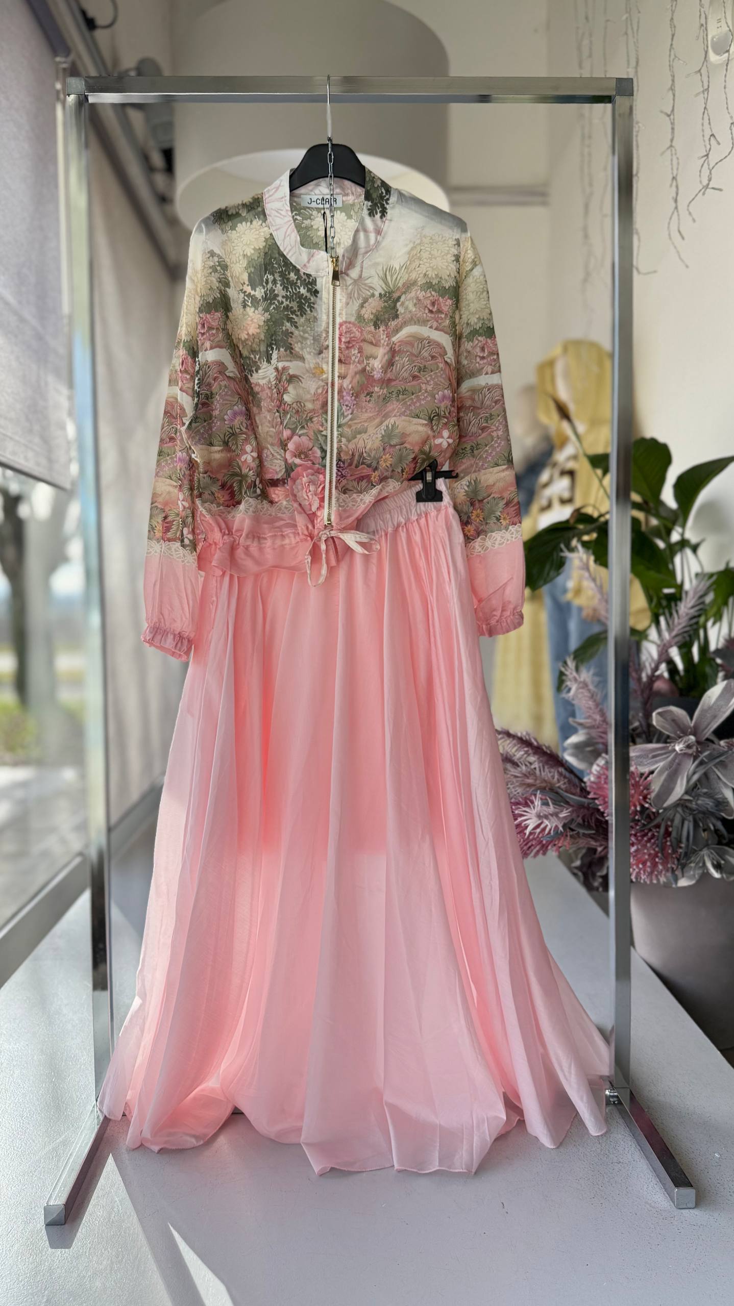 Фото Joie Clair (J-Clair)