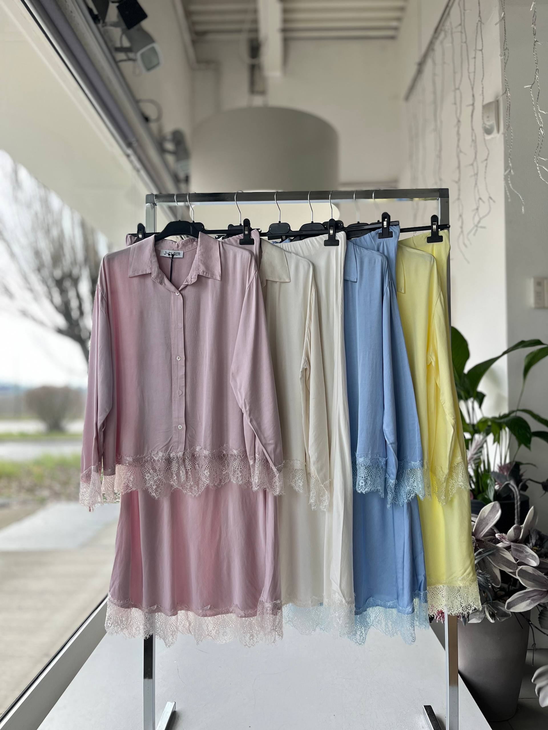 Фото Joie Clair (J-Clair)