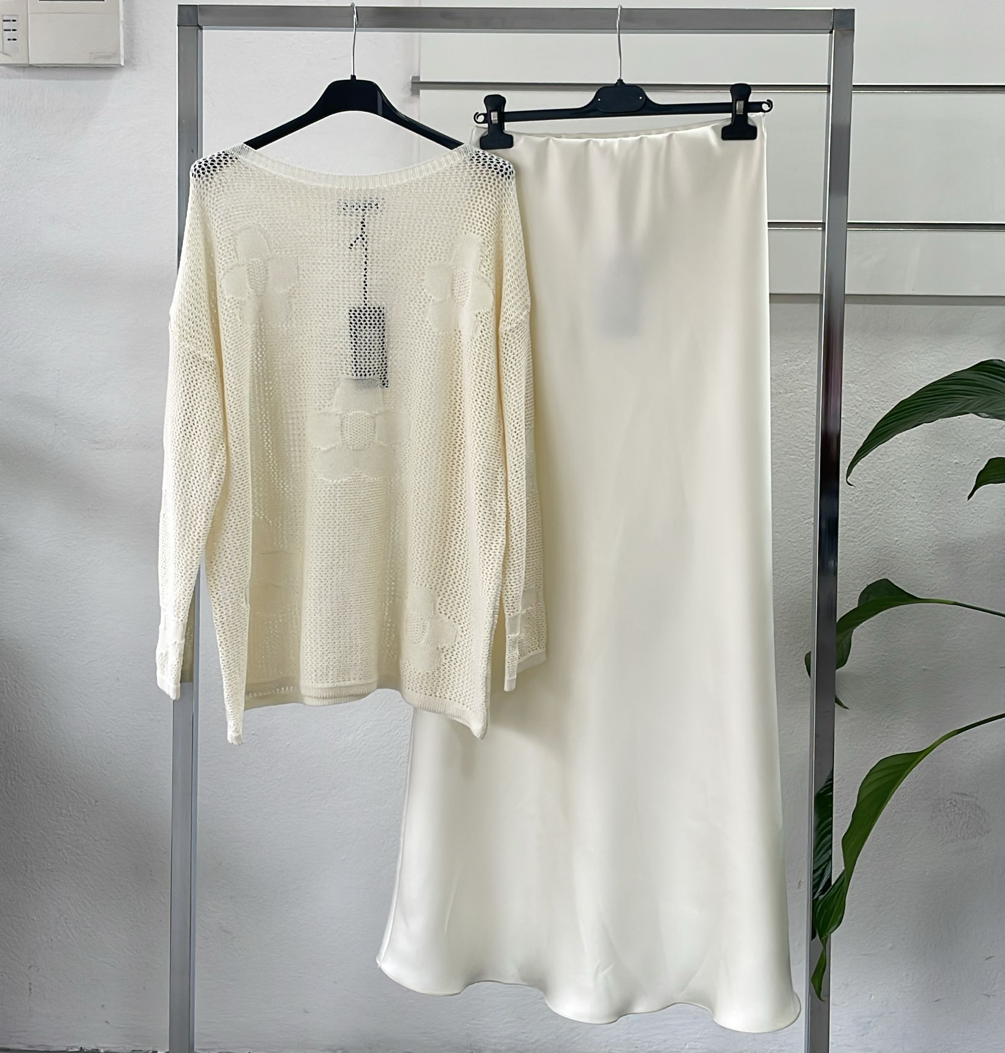 Joie Clair (J-Clair)