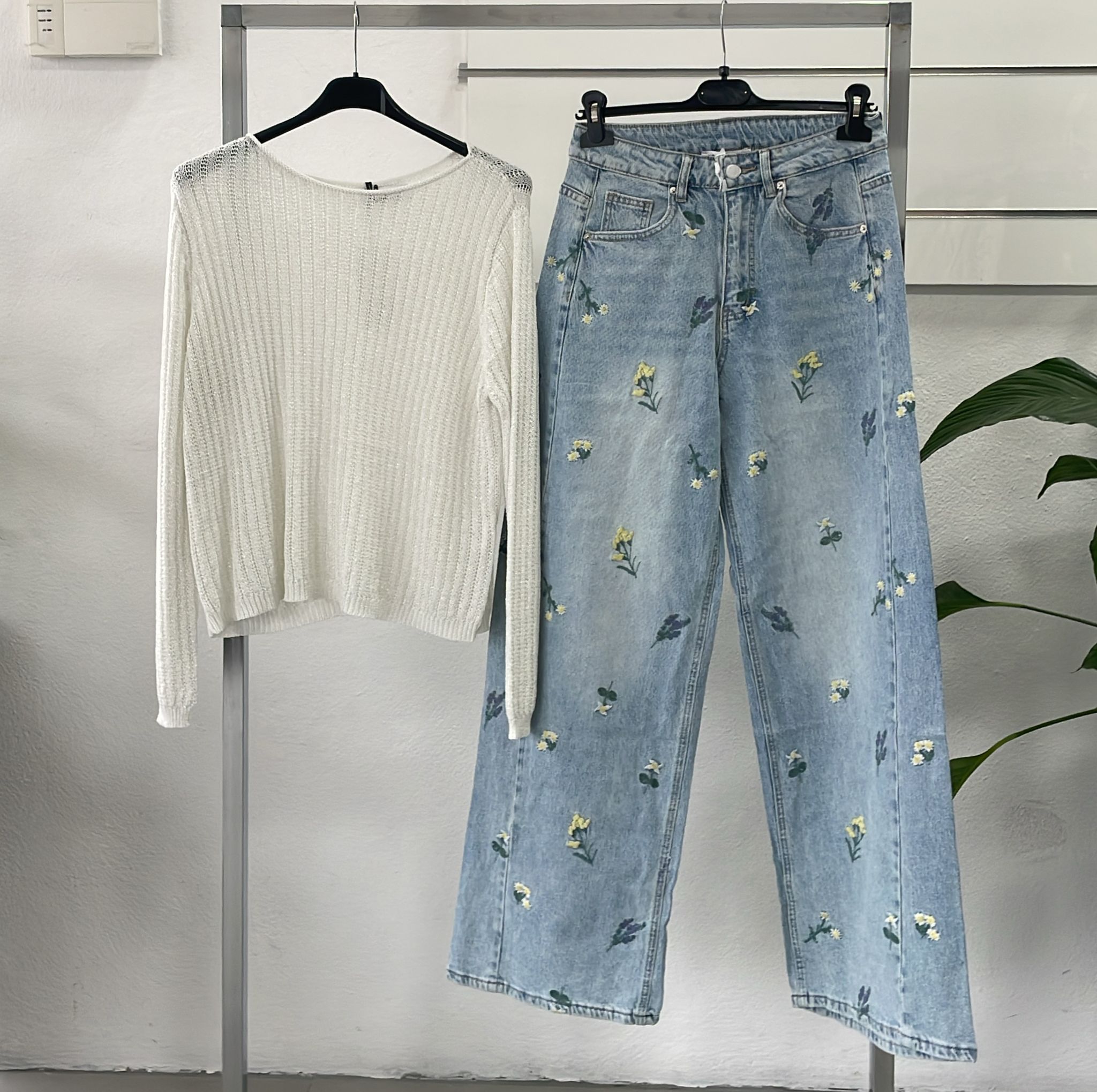 Joie Clair (J-Clair)