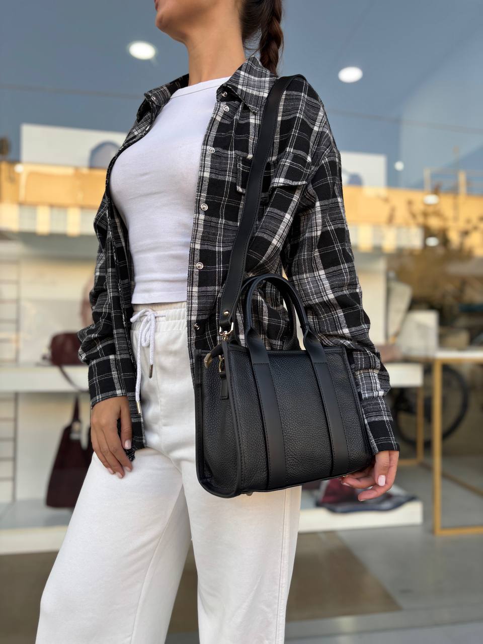 Фото Leather Country