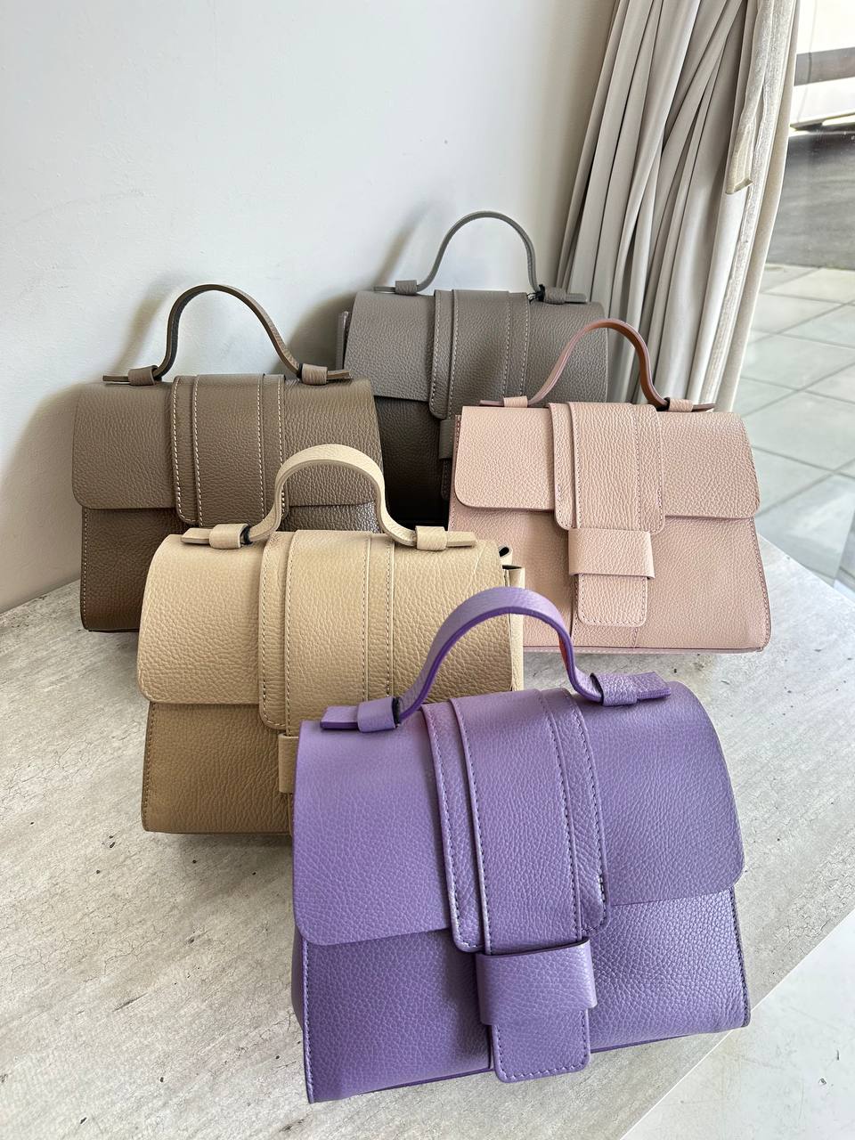 Фото Leather Country