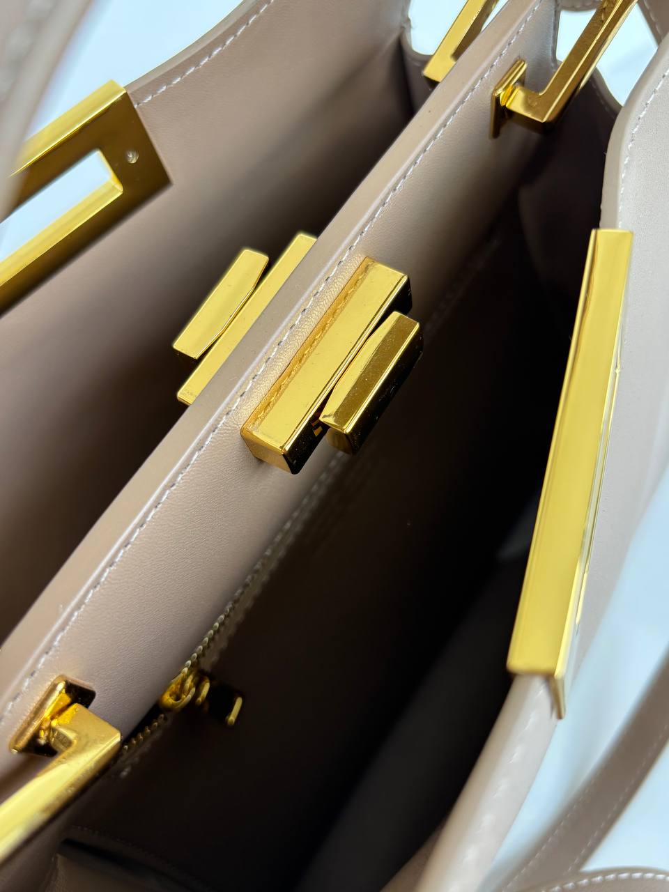 Фото Leather Country