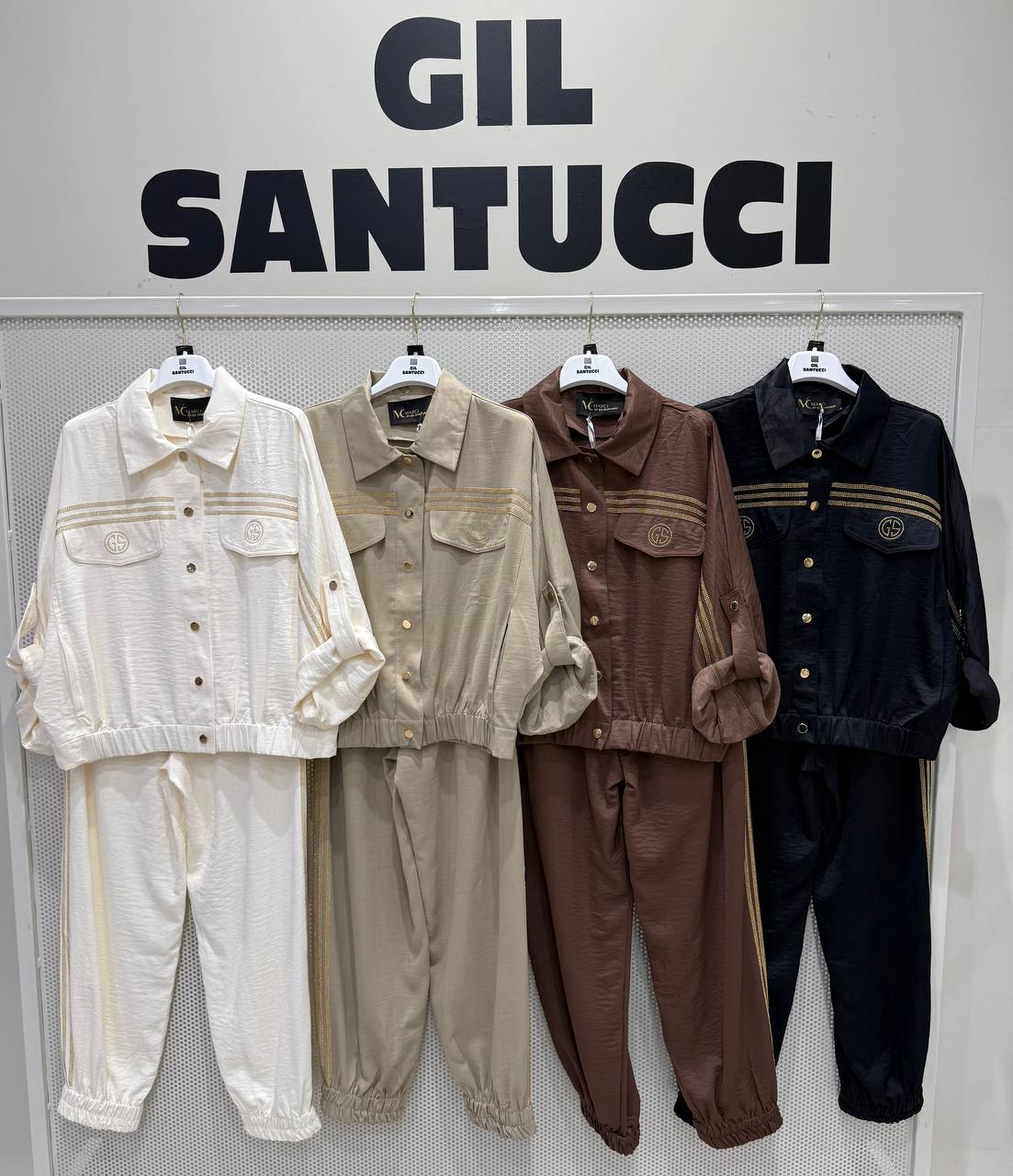 Фото Gil Santucci