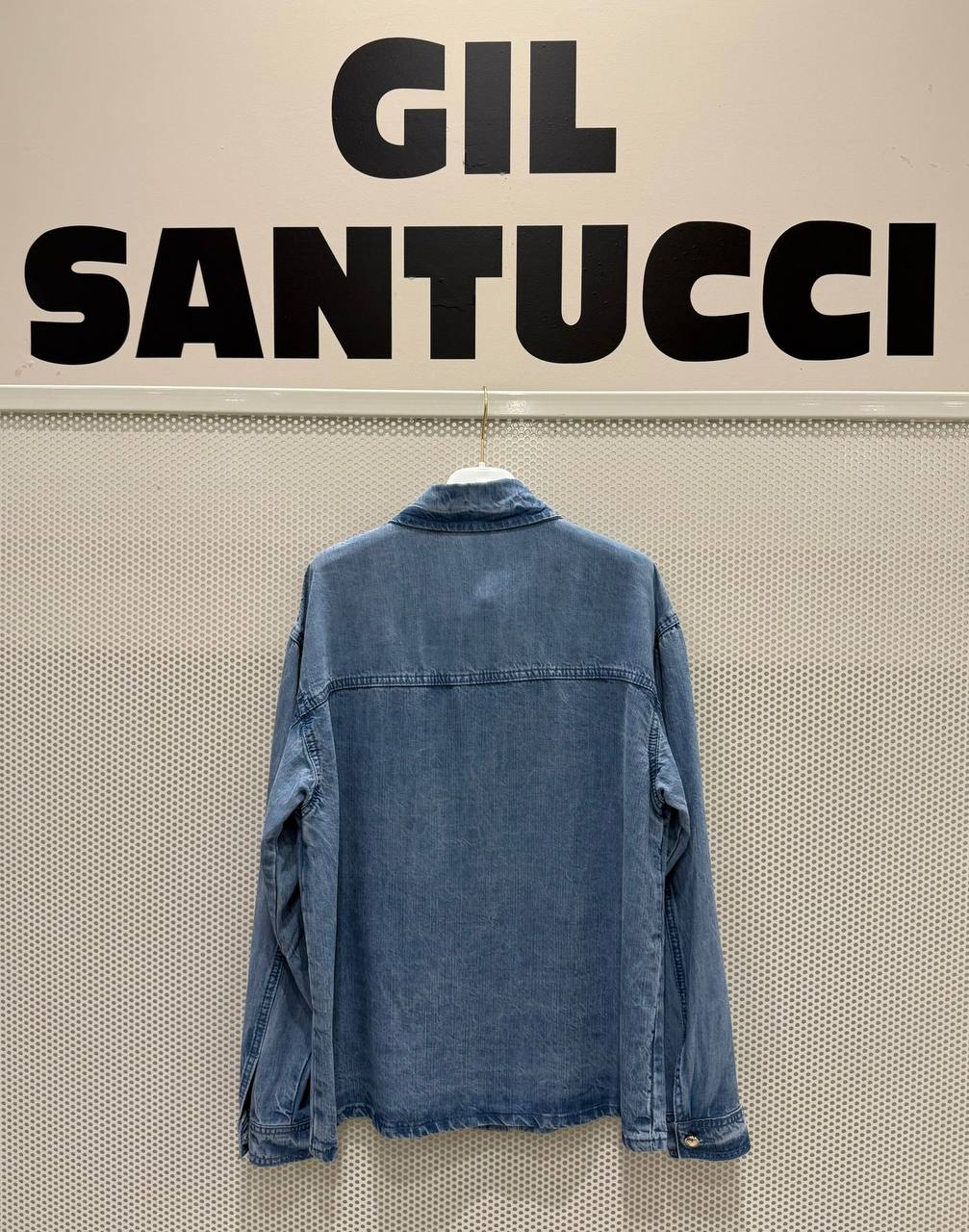 Фото Gil Santucci