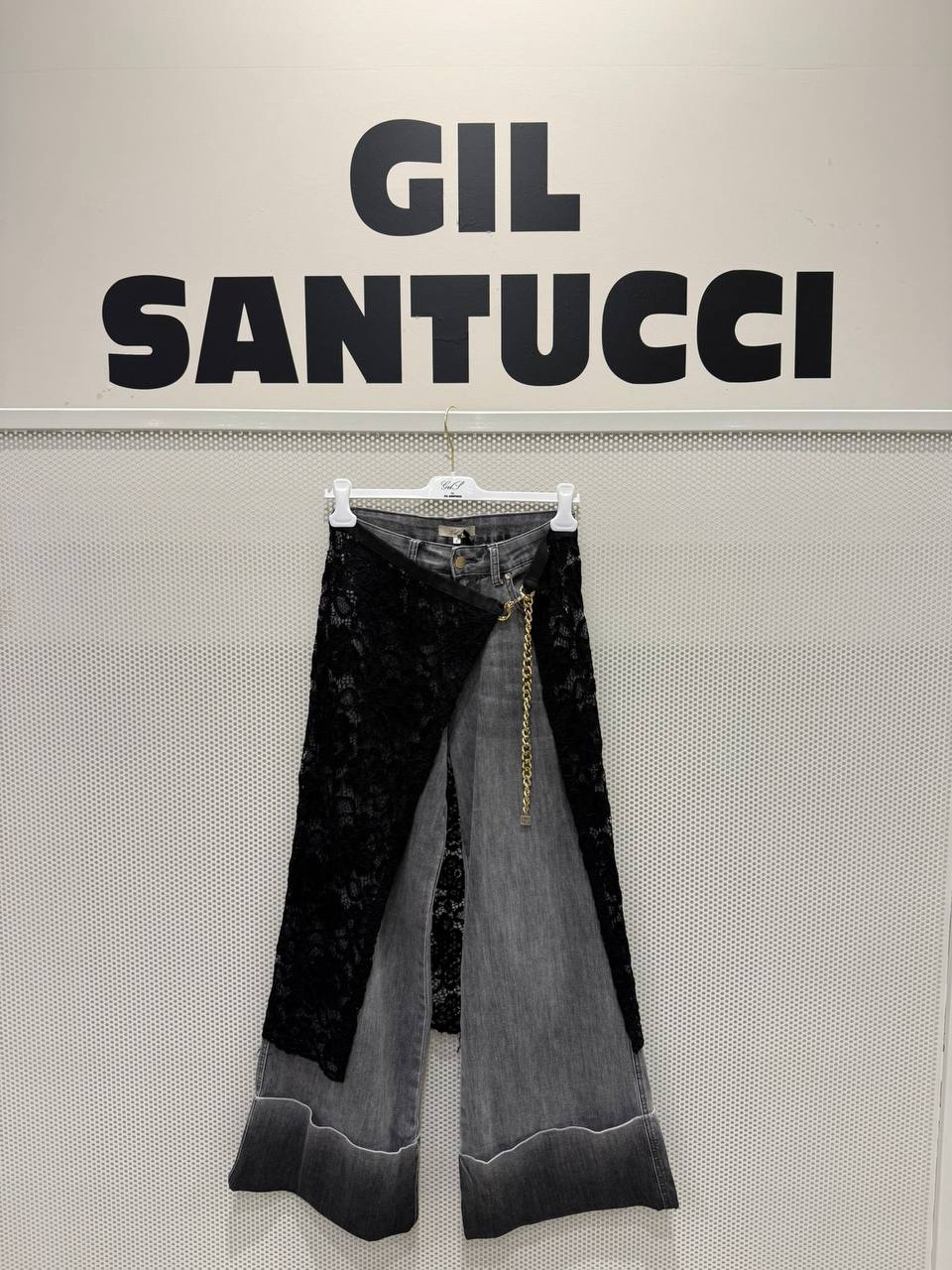 Фото Gil Santucci