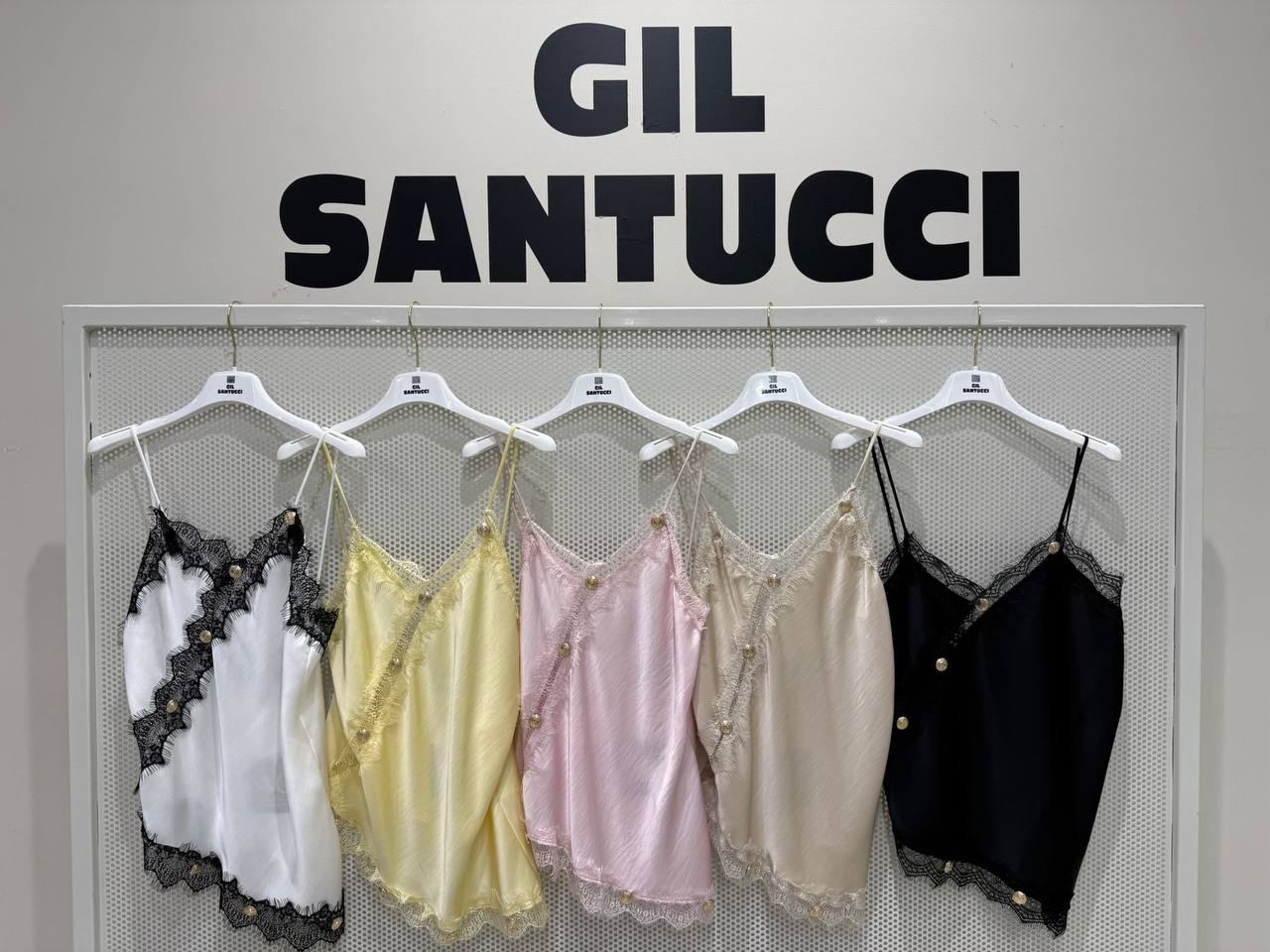 Фото Gil Santucci