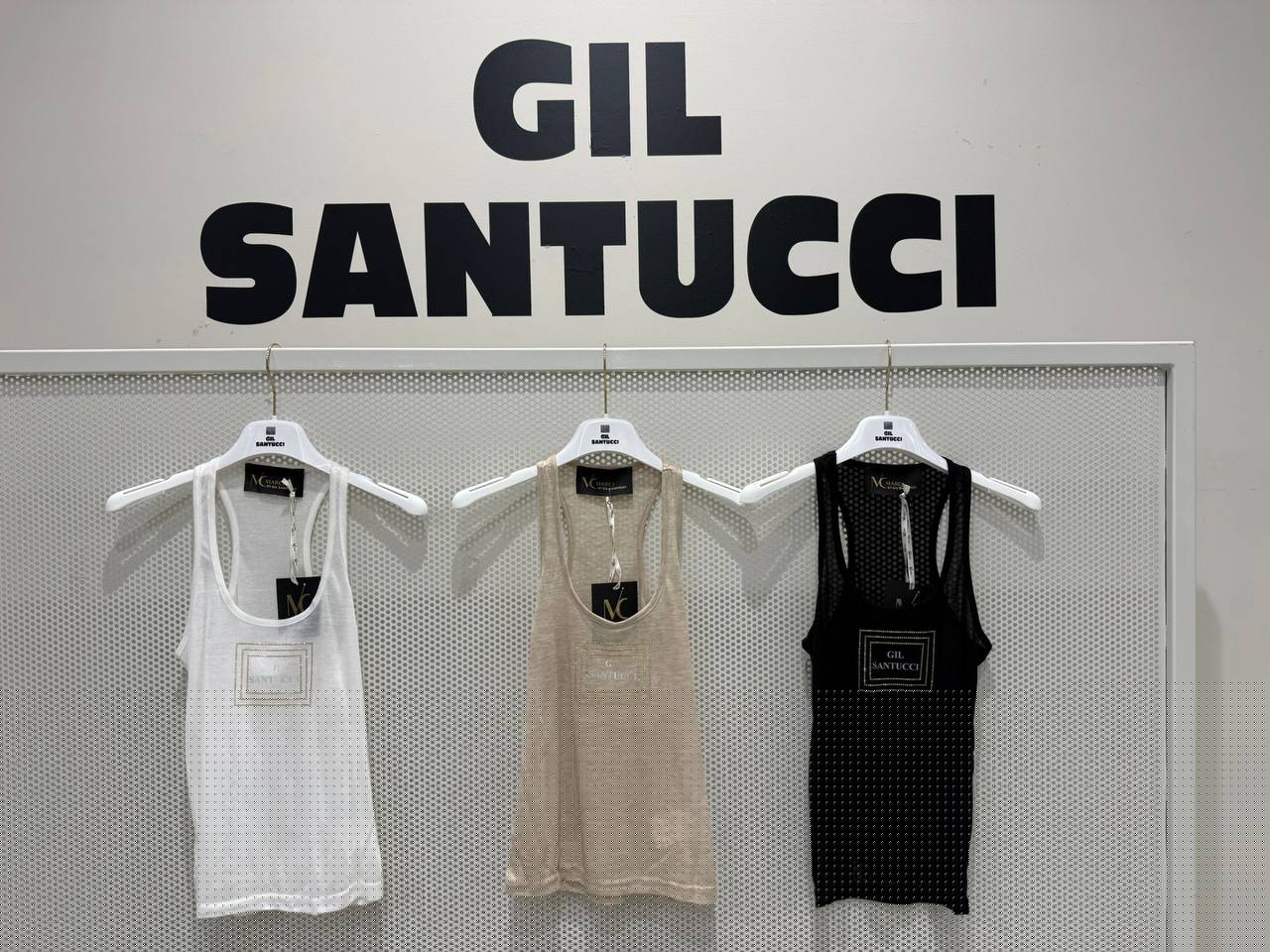 Фото Gil Santucci