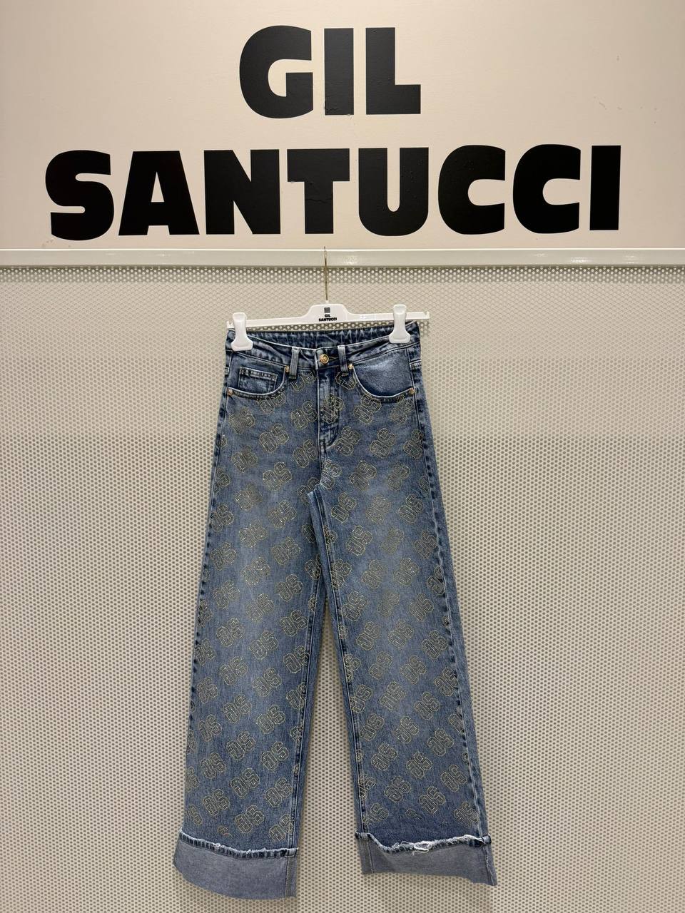 Фото Gil Santucci