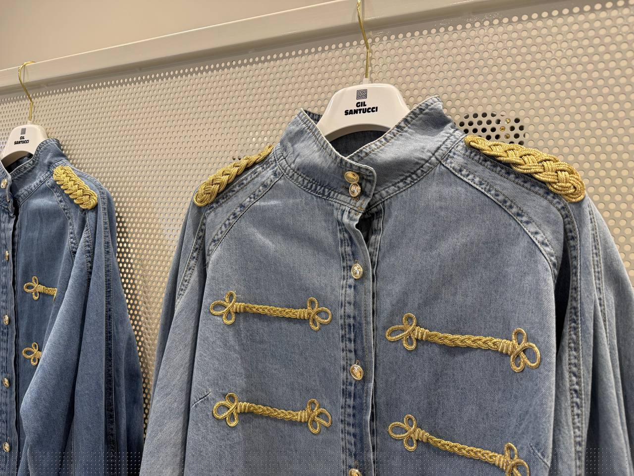 Фото Gil Santucci