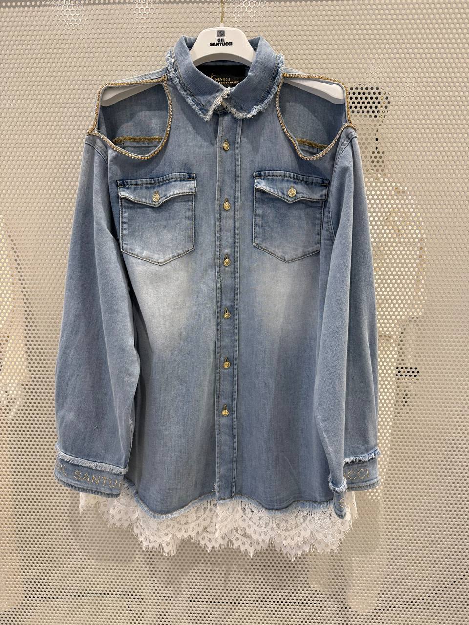 Фото Gil Santucci