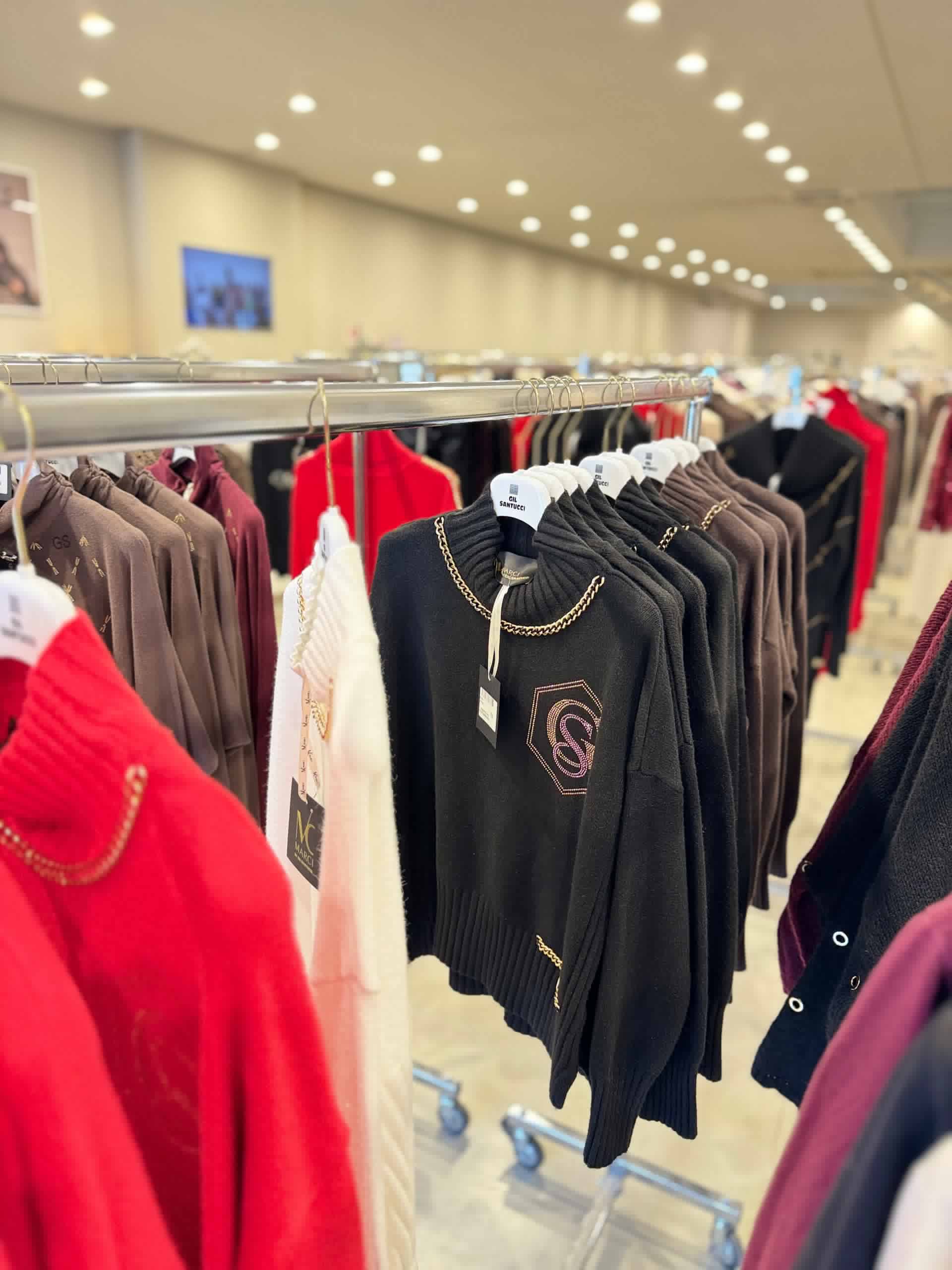 Фото Gil Santucci