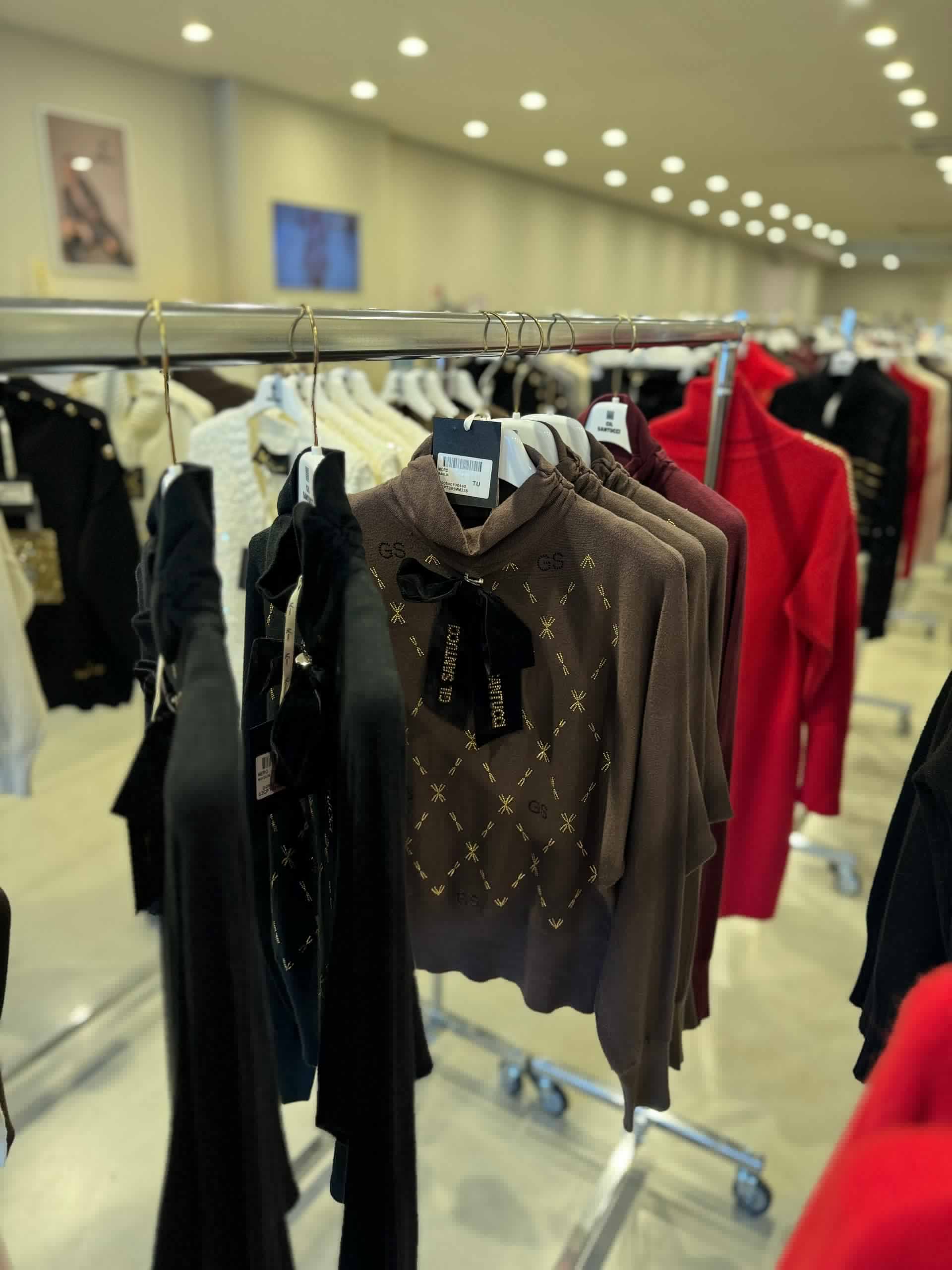 Итальянская одежда, бренд Gil Santucci, арт. 74069022