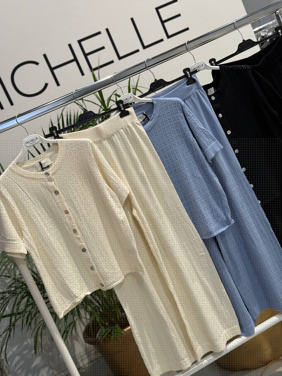 Amelie Follies (Michelle)