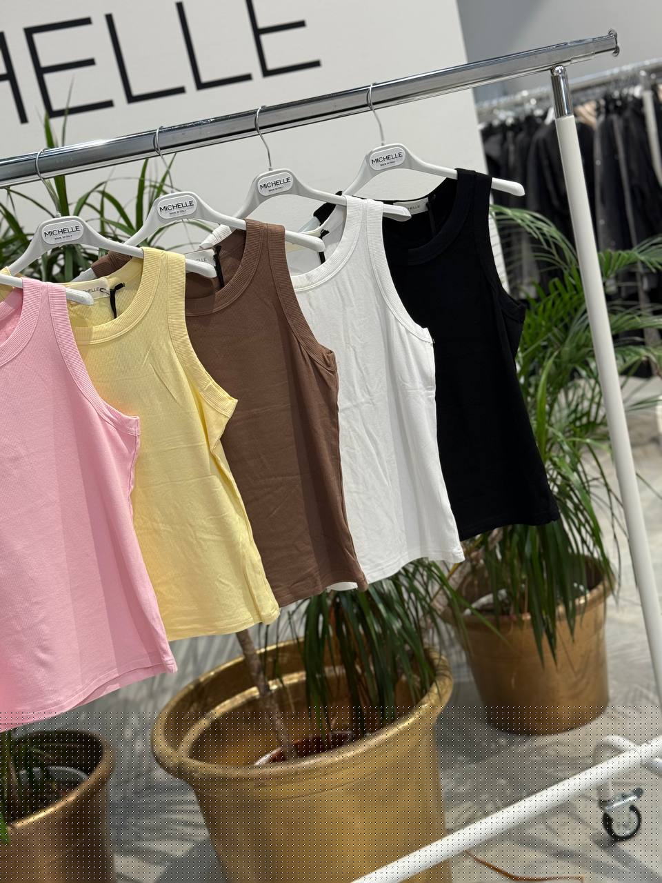 Amelie Follies (Michelle)