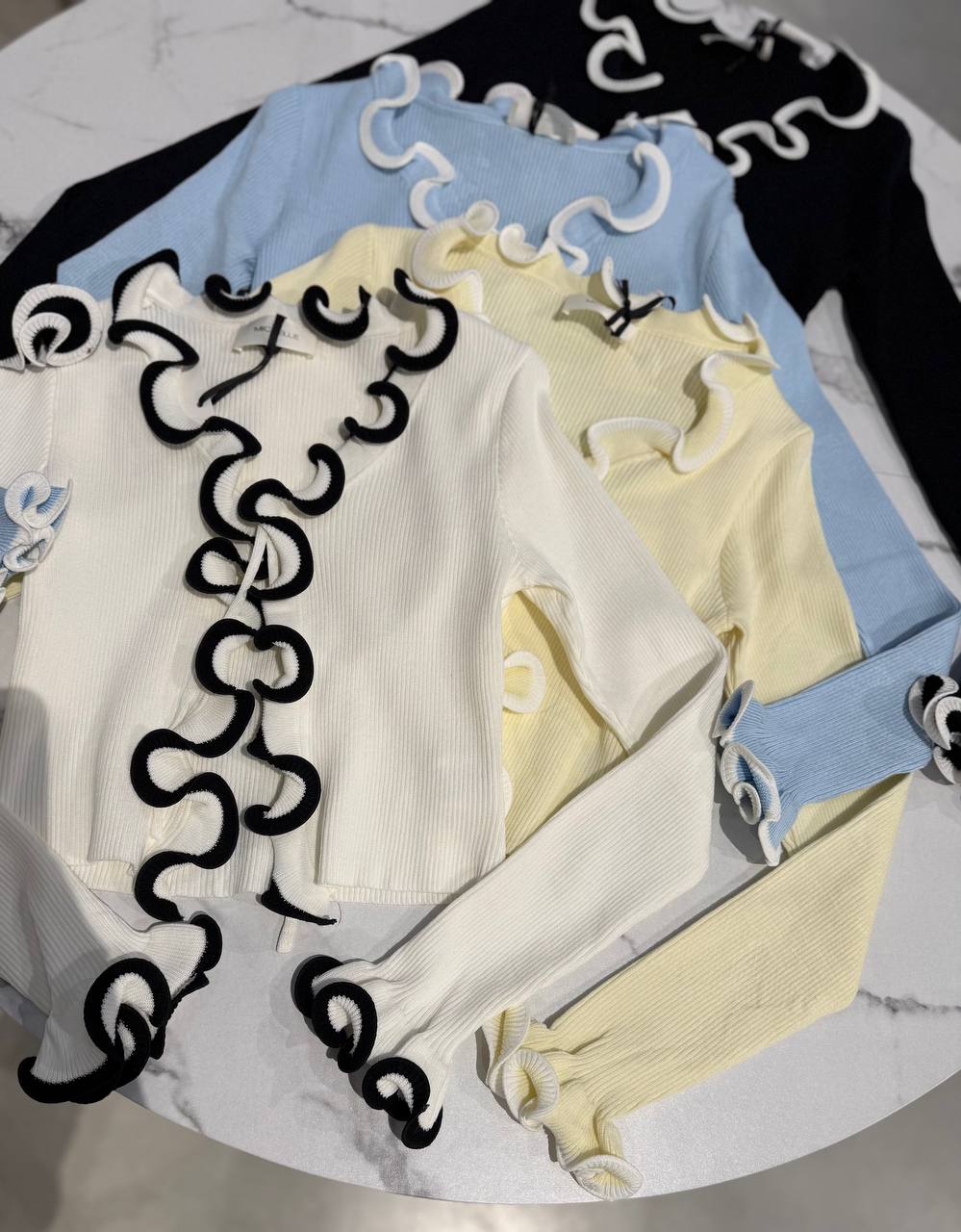 Amelie Follies (Michelle)