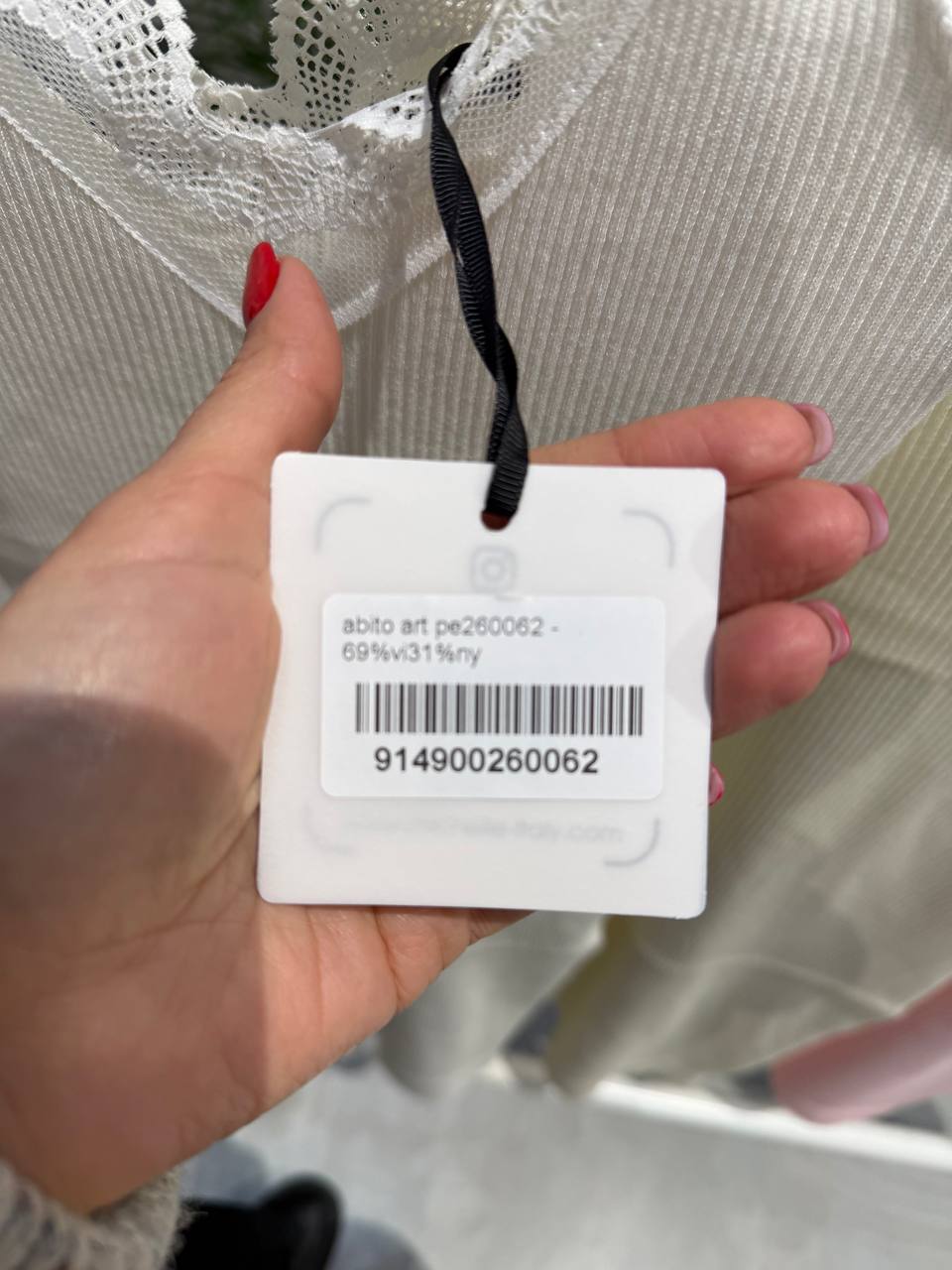 Amelie Follies (Michelle)