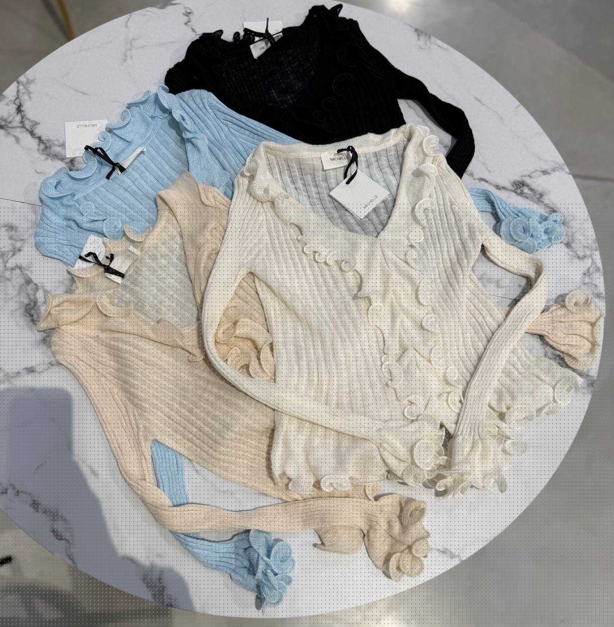 Amelie Follies (Michelle)