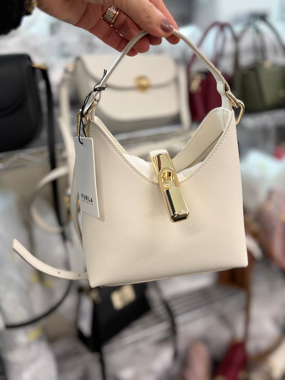 Фото Roberto Serpentini