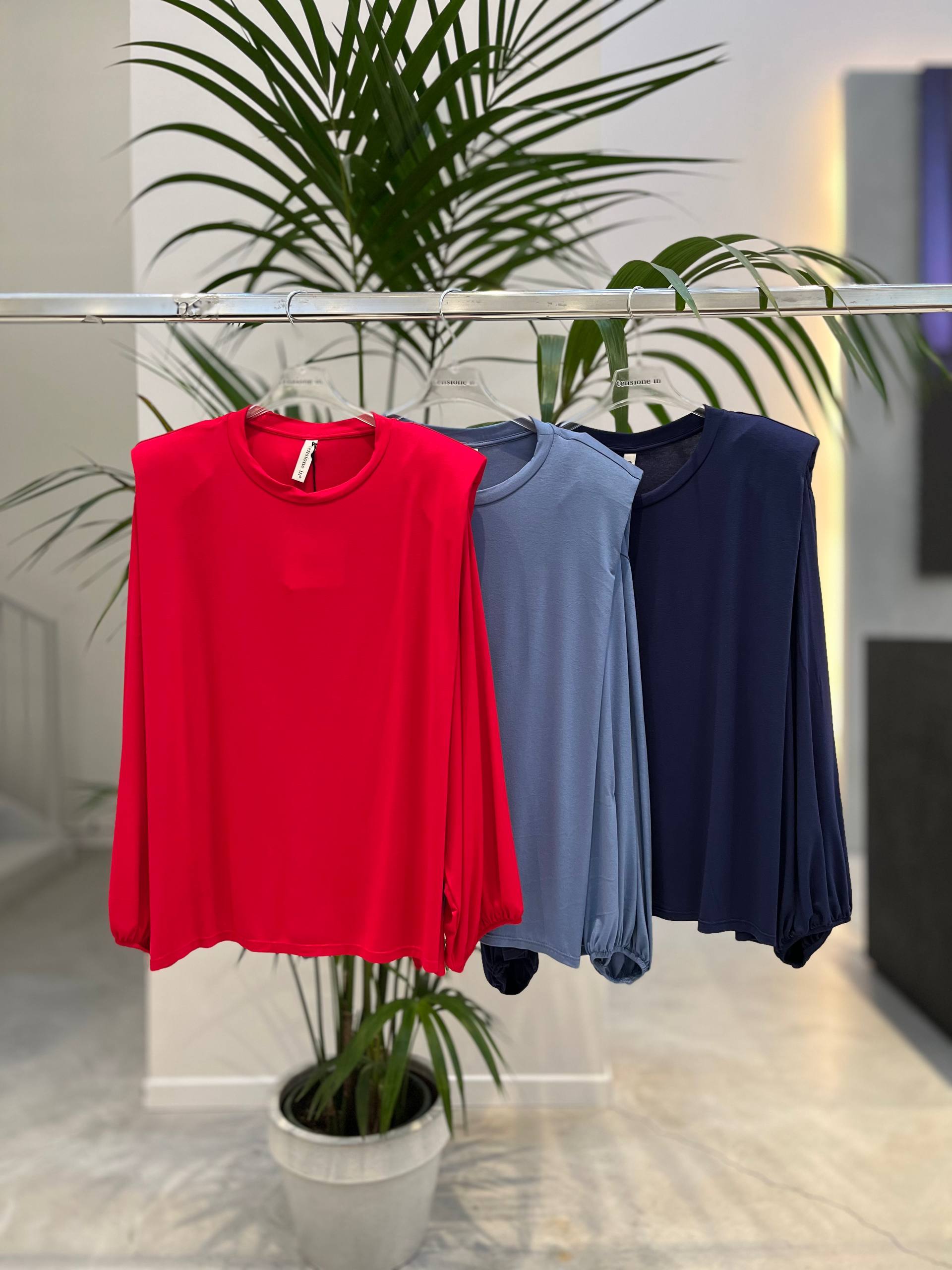 Фото Tensione in