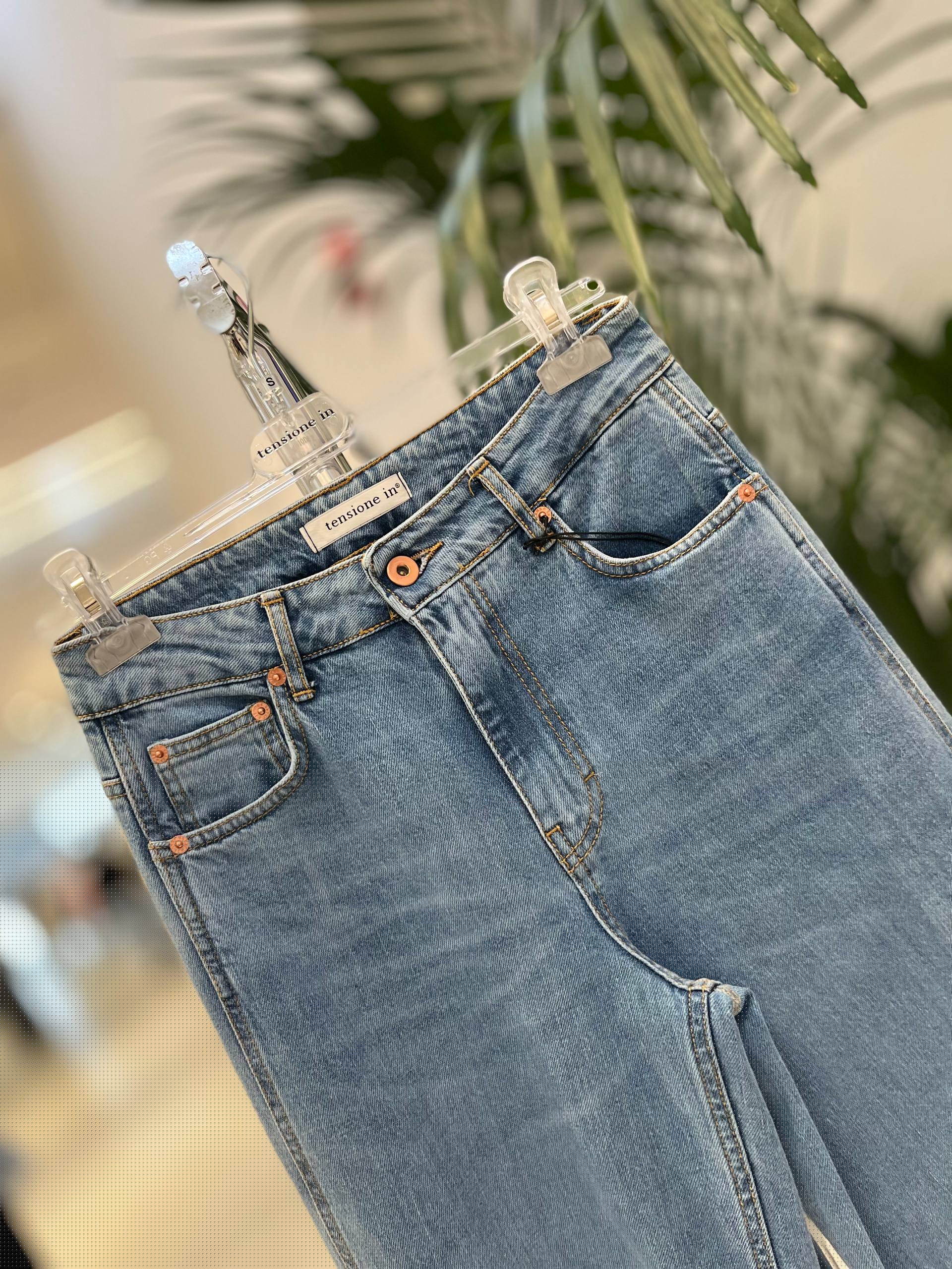 Фото Tensione in