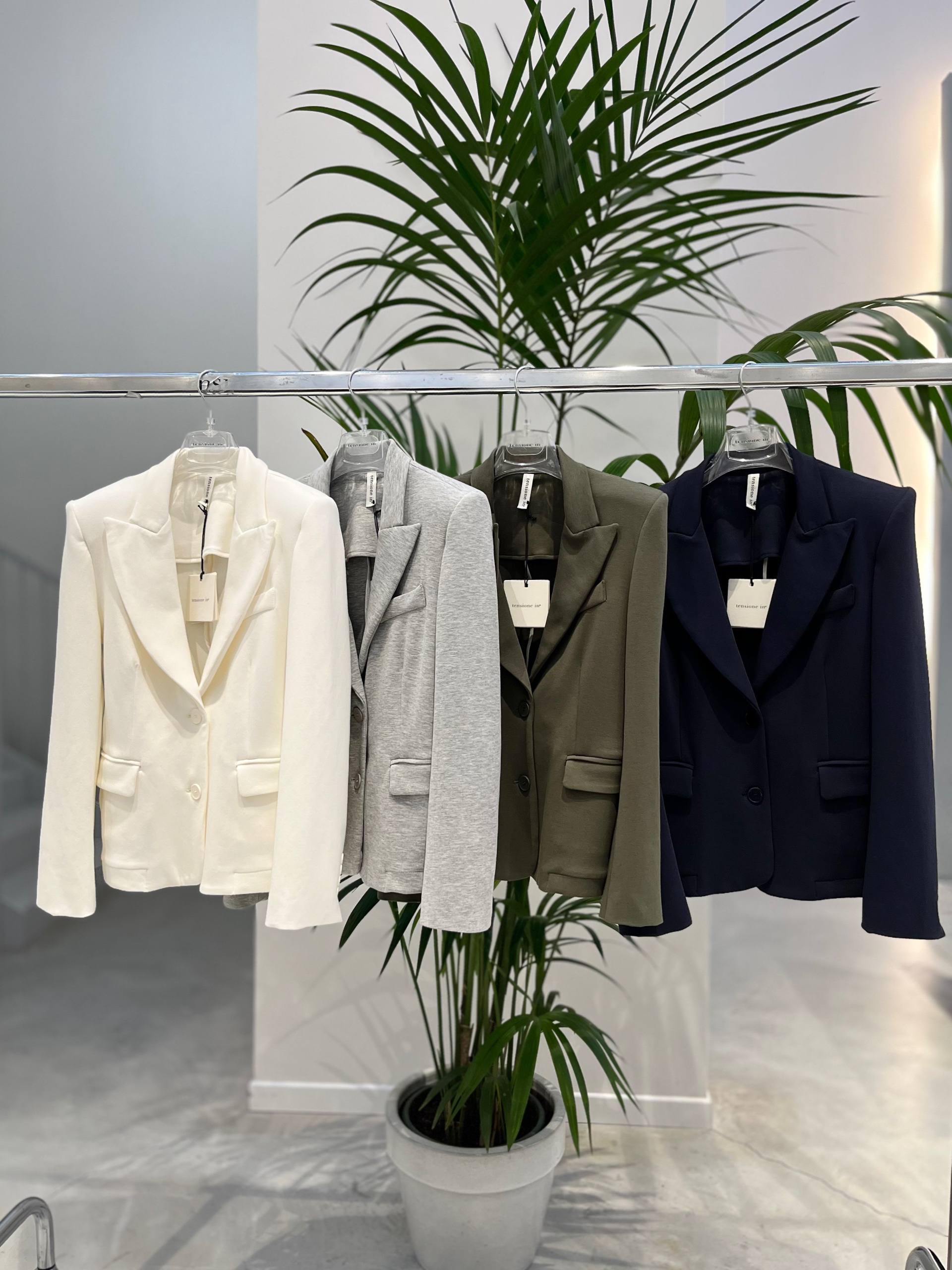 Фото Tensione in