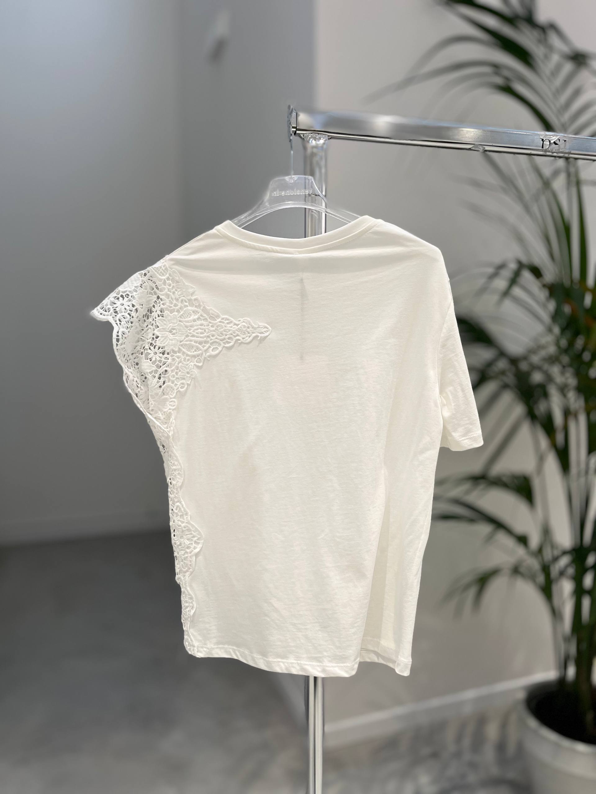 Фото Tensione in