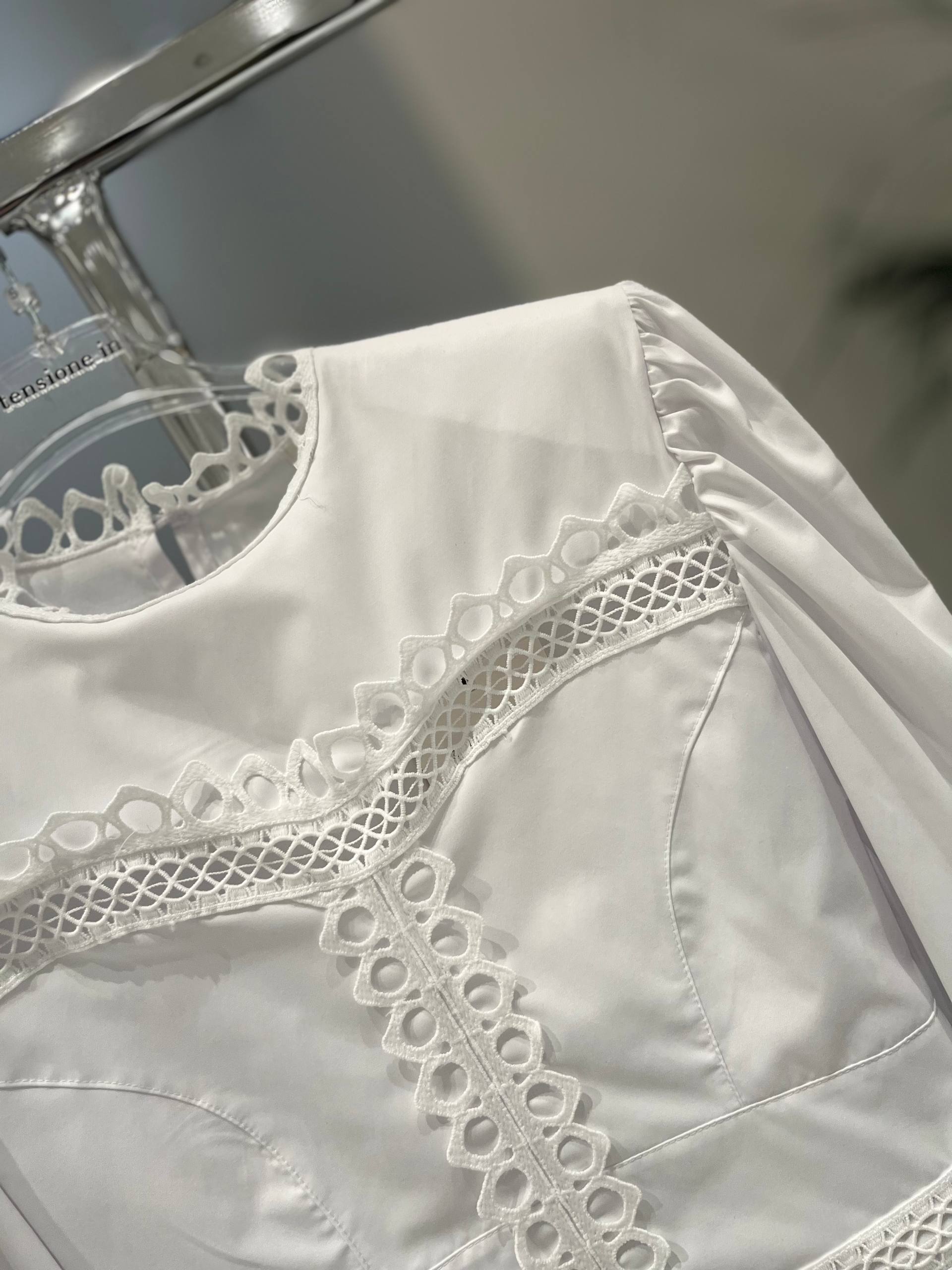 Фото Tensione in