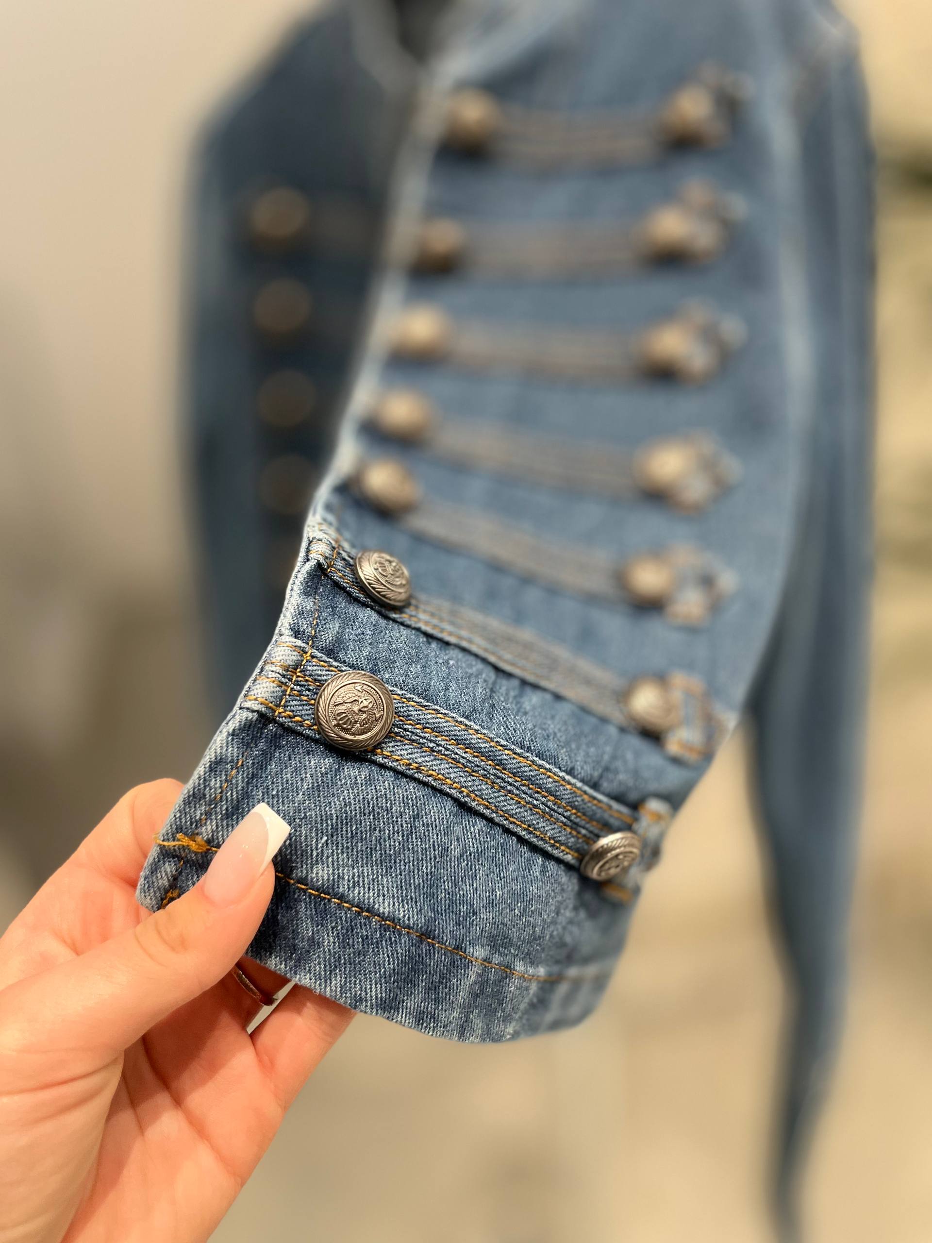 Фото Tensione in