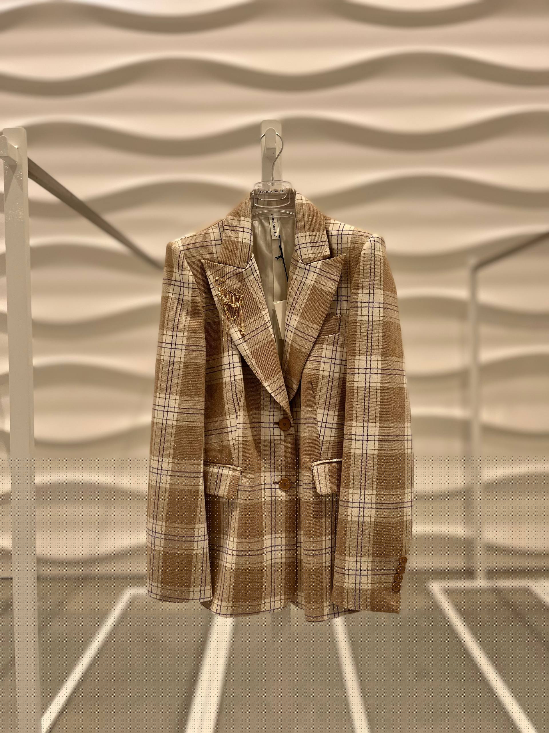 Фото Tensione in