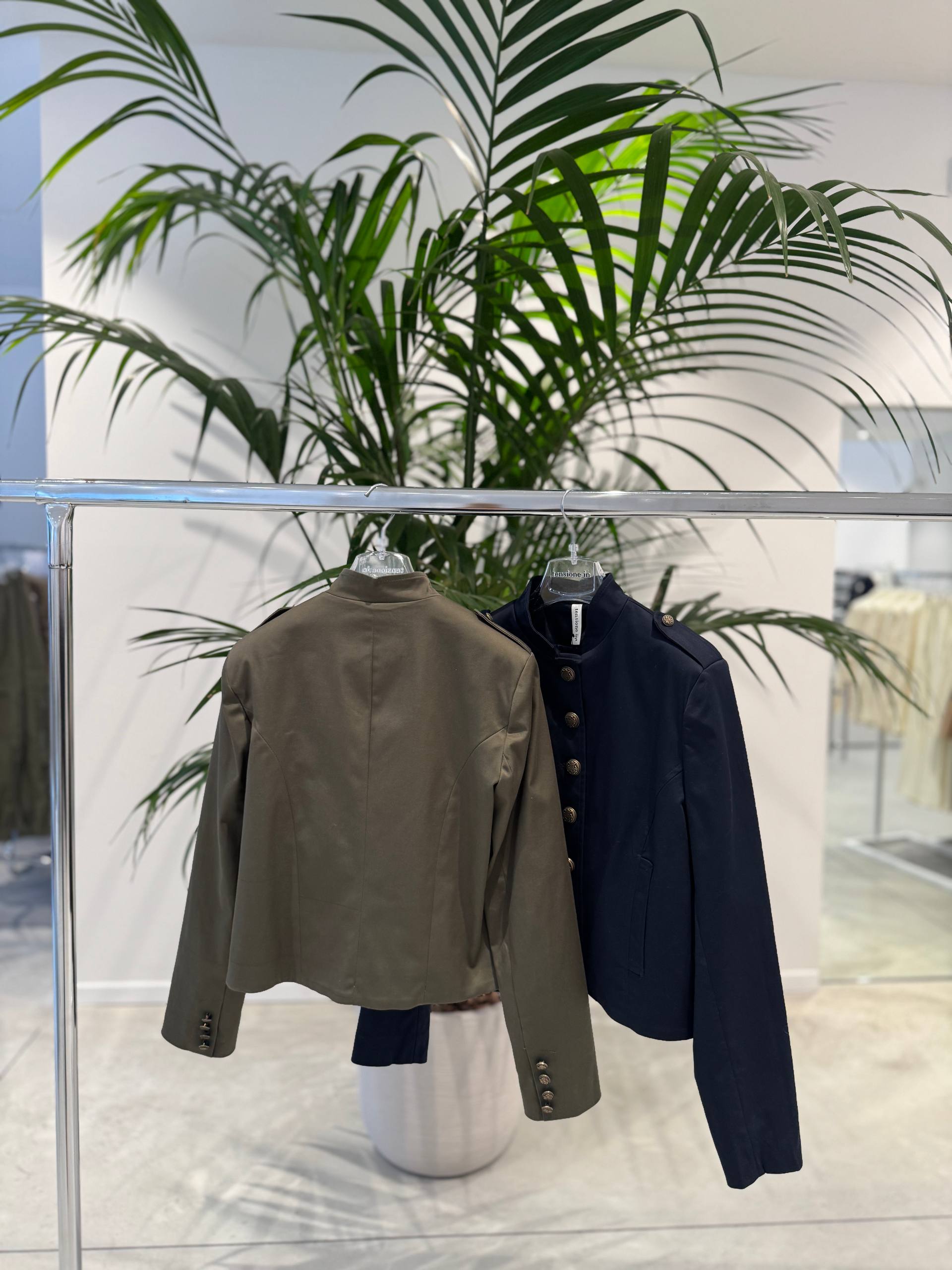 Фото Tensione in