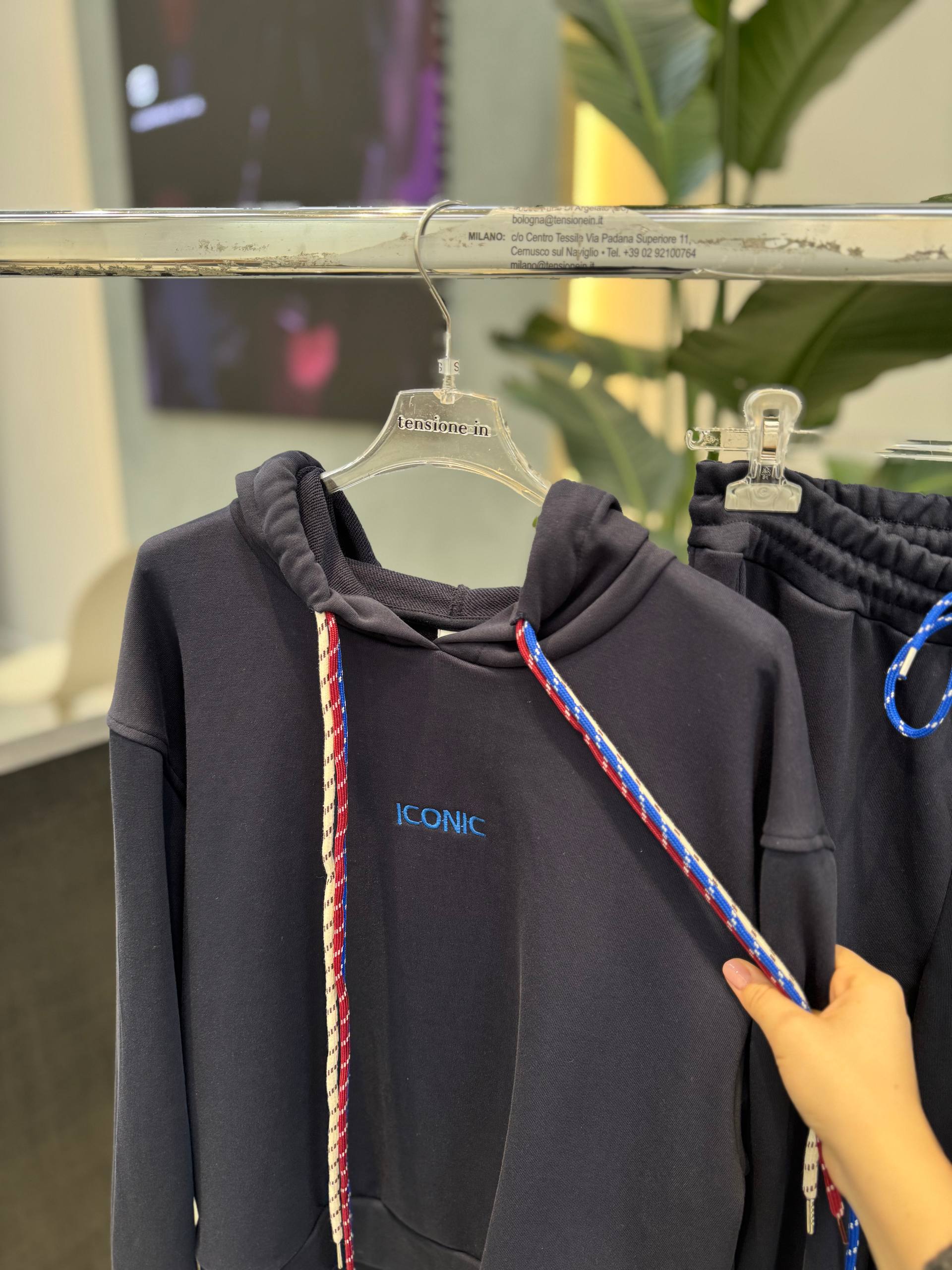 Фото Tensione in