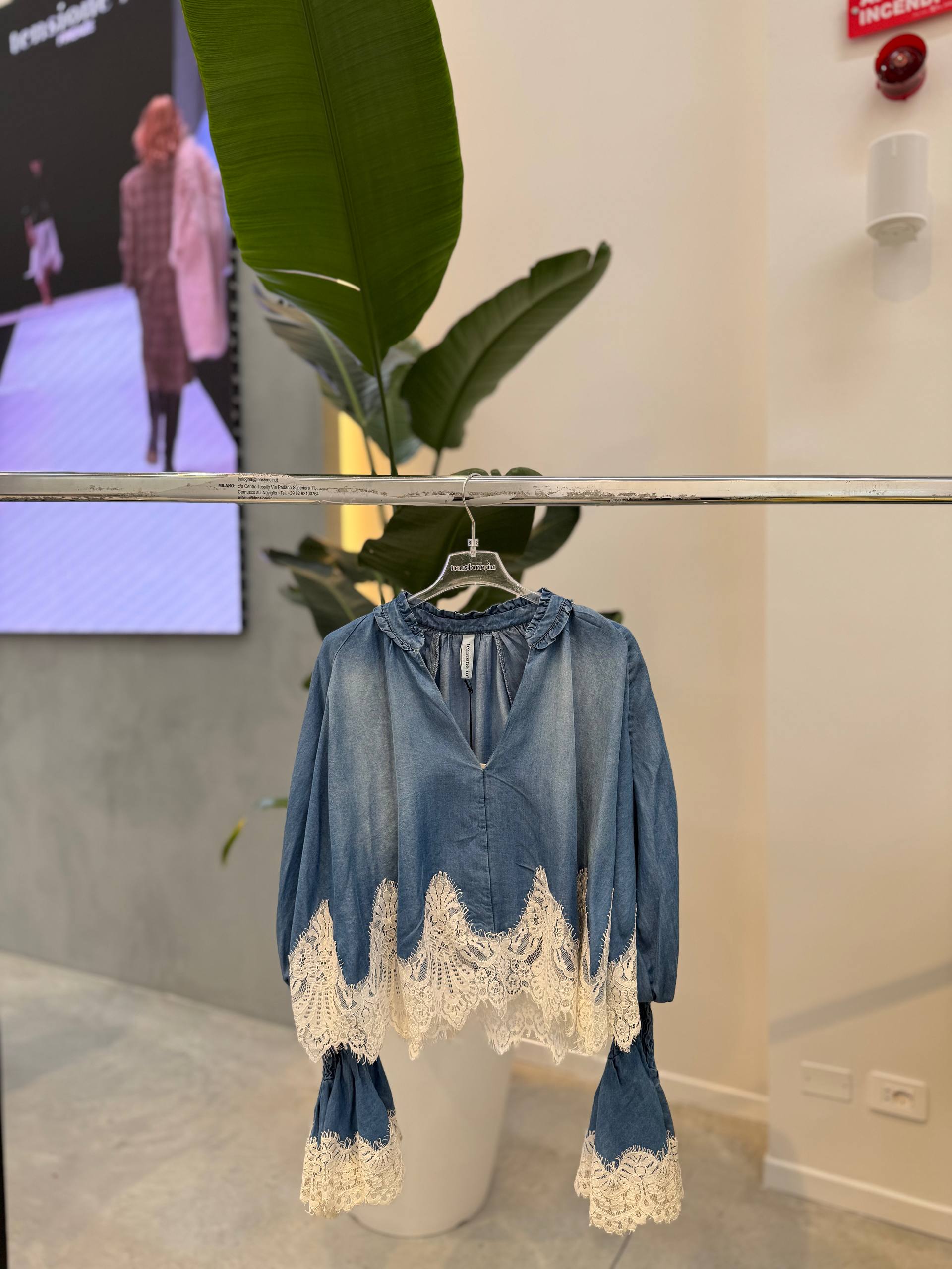 Фото Tensione in