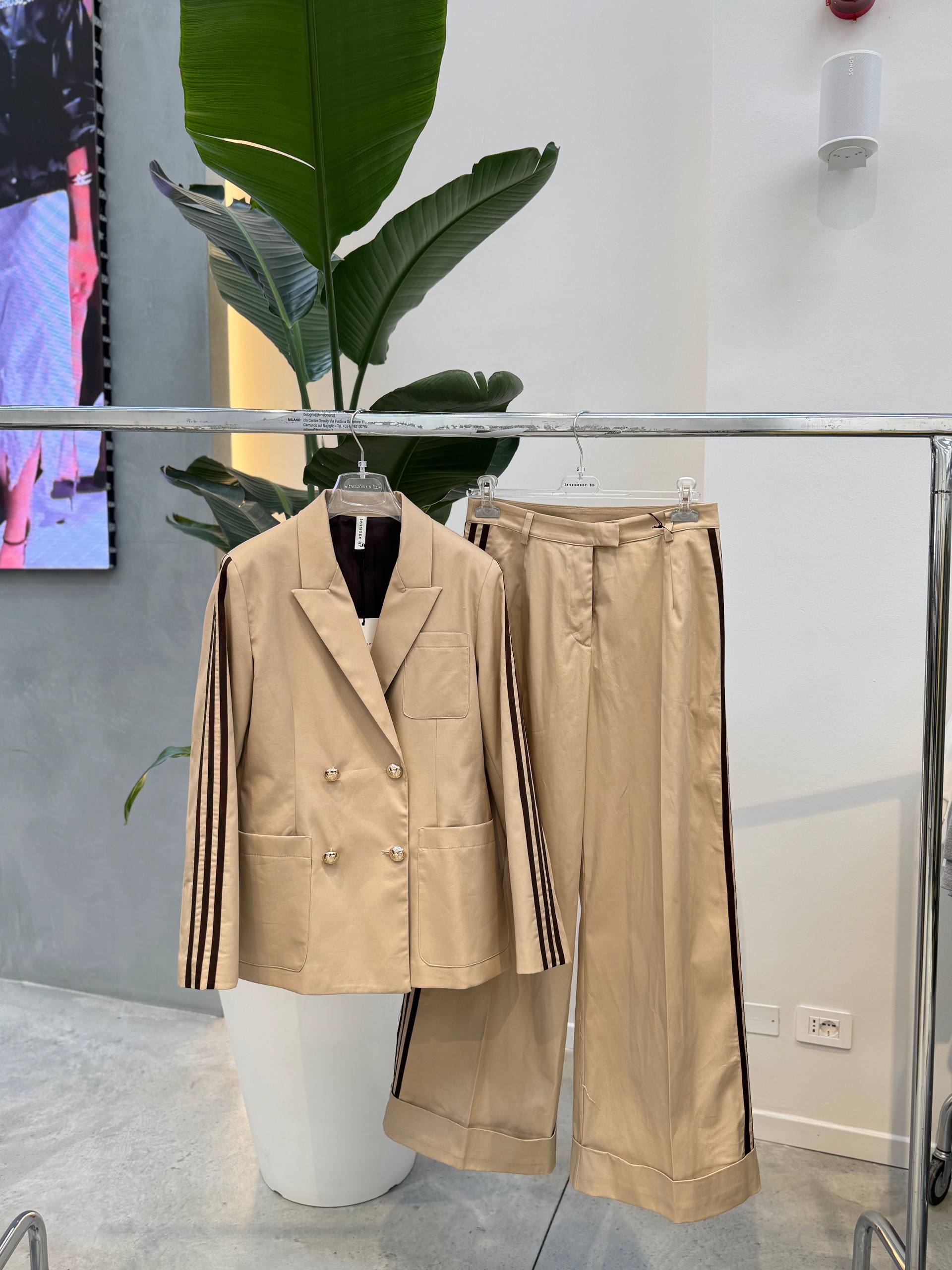 Фото Tensione in