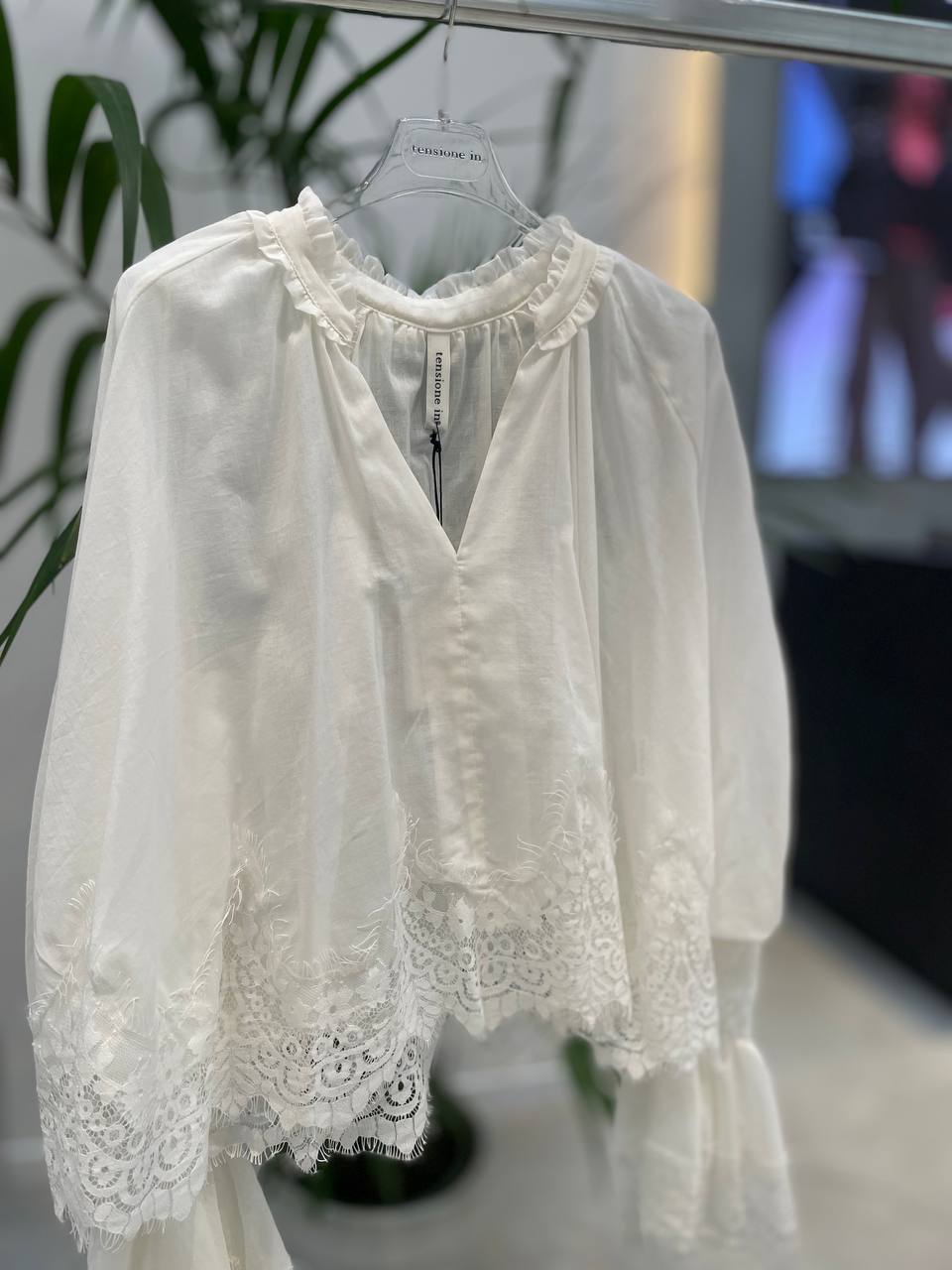 Фото Tensione in