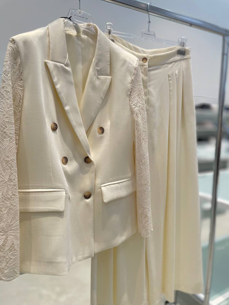 Фото Tensione in