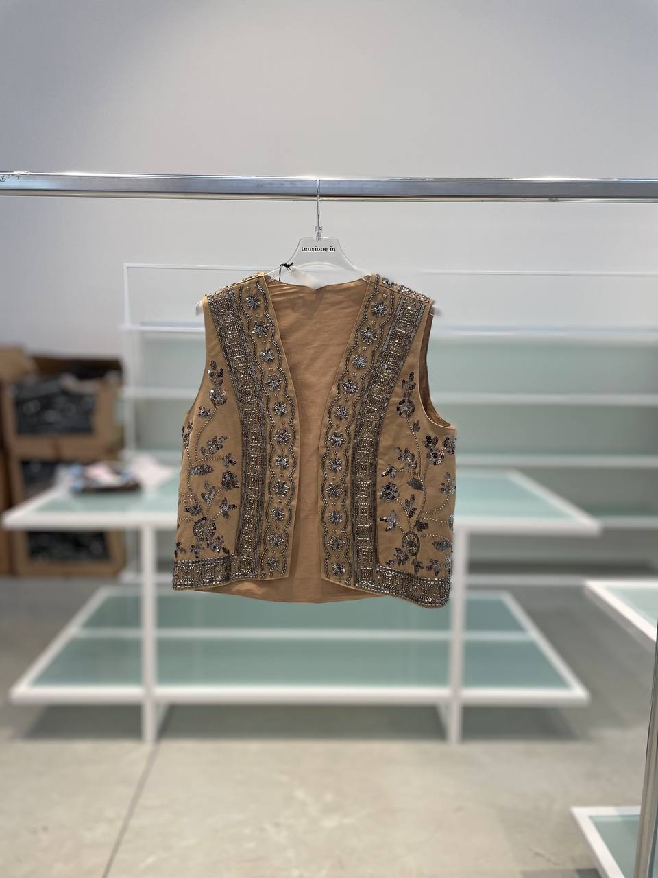 Фото Tensione in