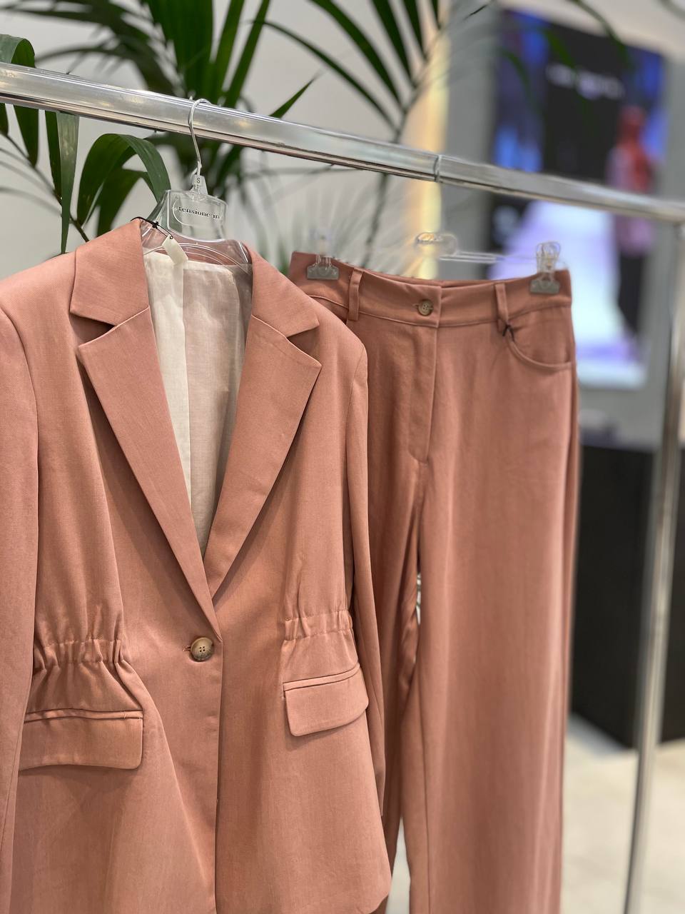 Фото Tensione in