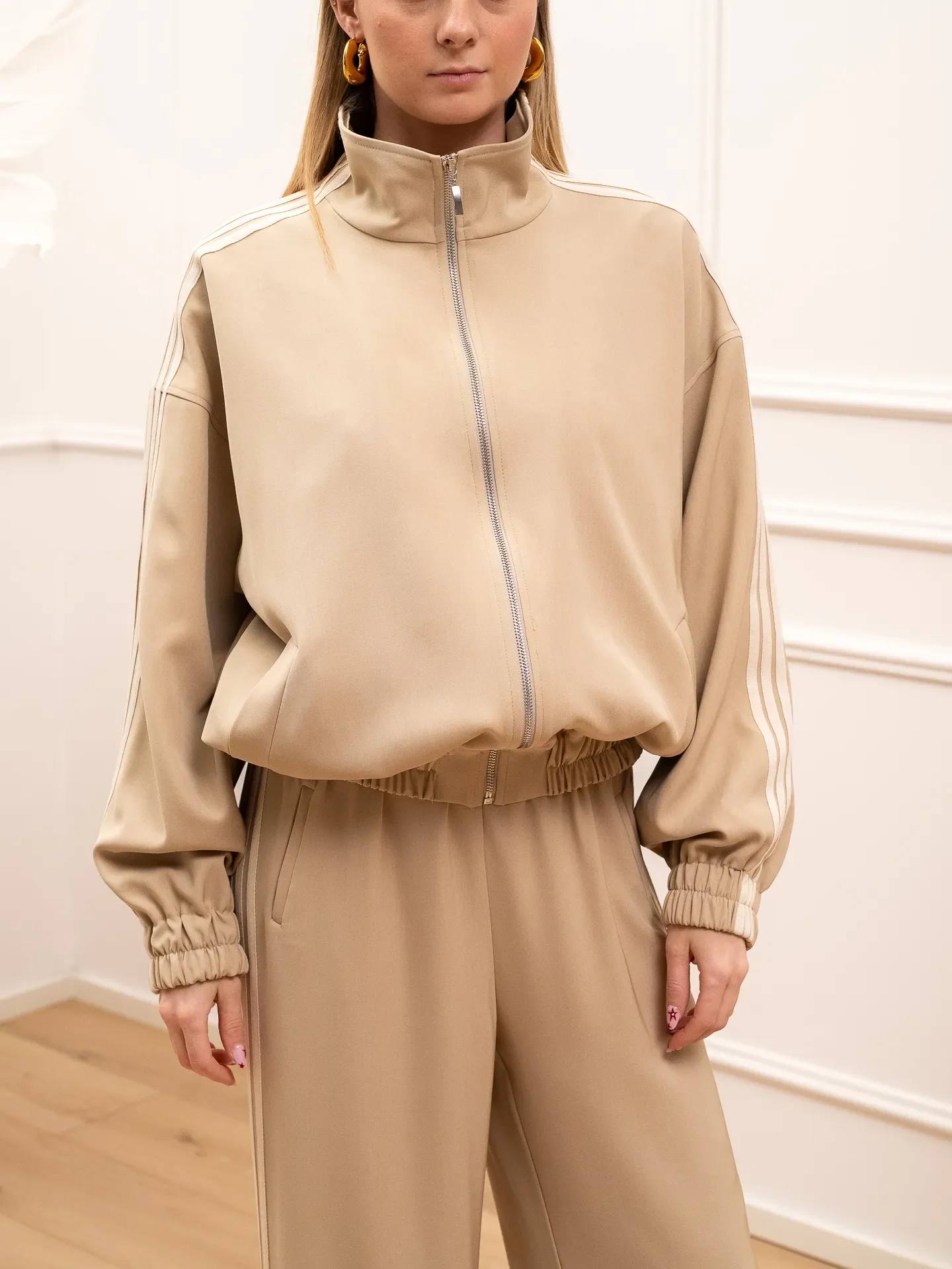 Фото Tensione in