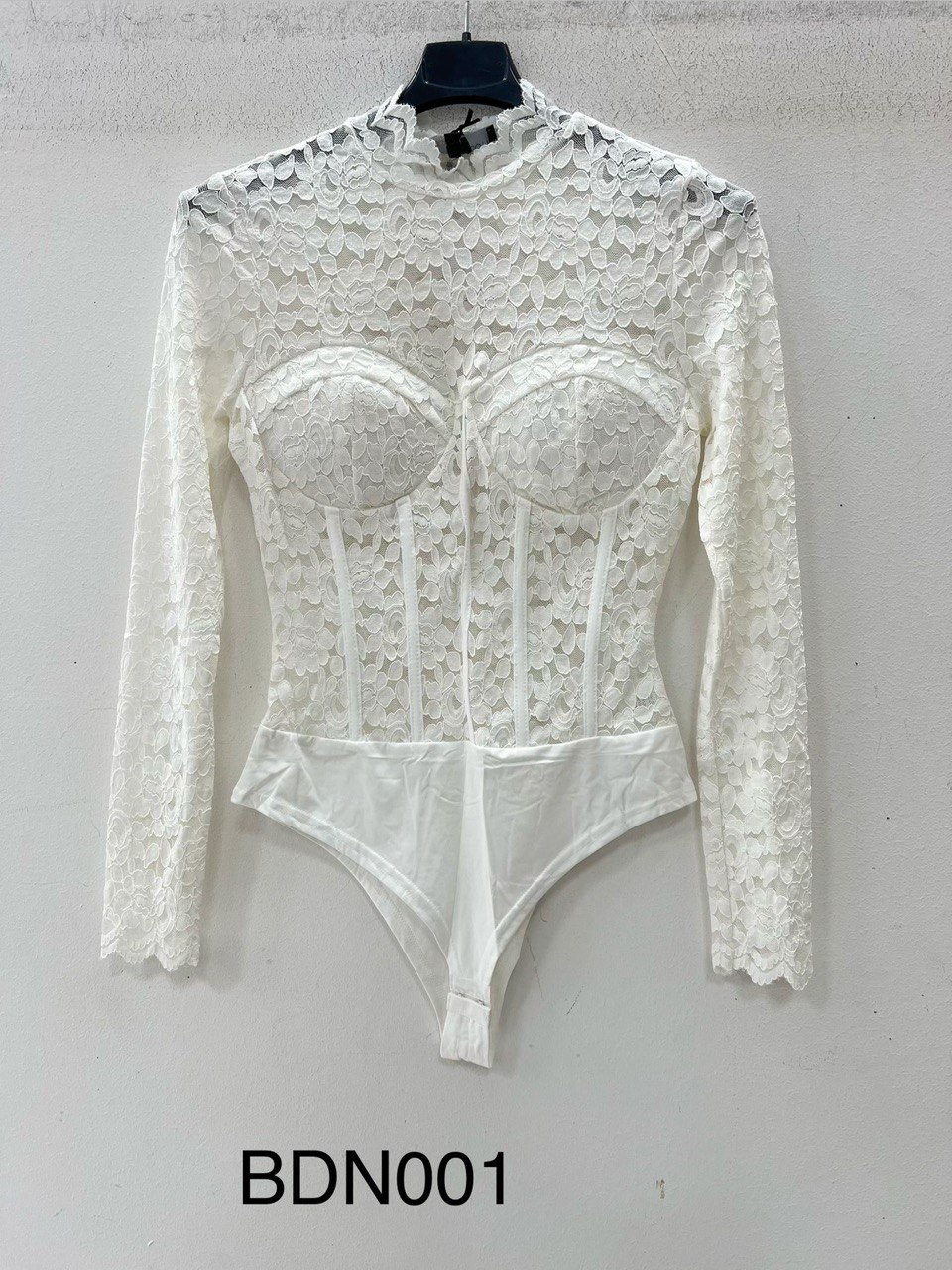 Фото Vanessa Scott