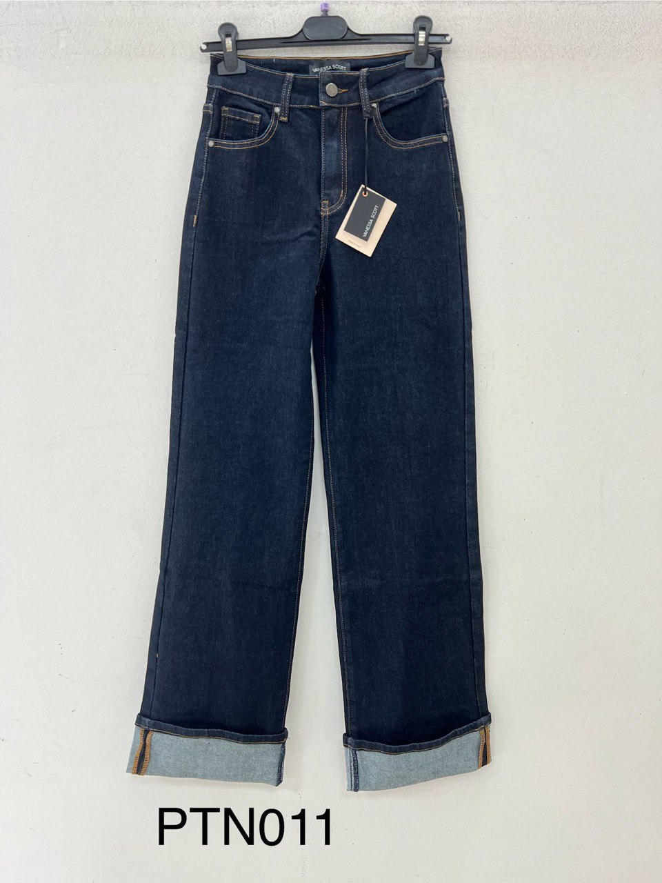 Фото Vanessa Scott