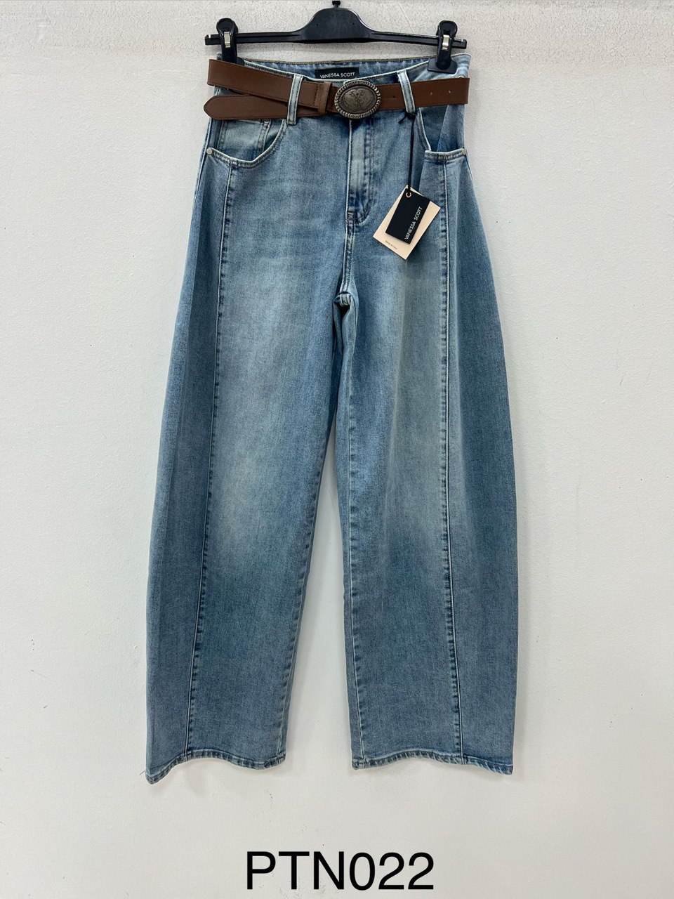 Фото Vanessa Scott