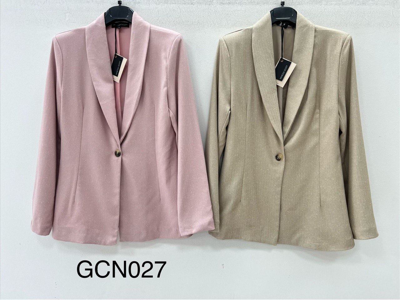 Фото Vanessa Scott